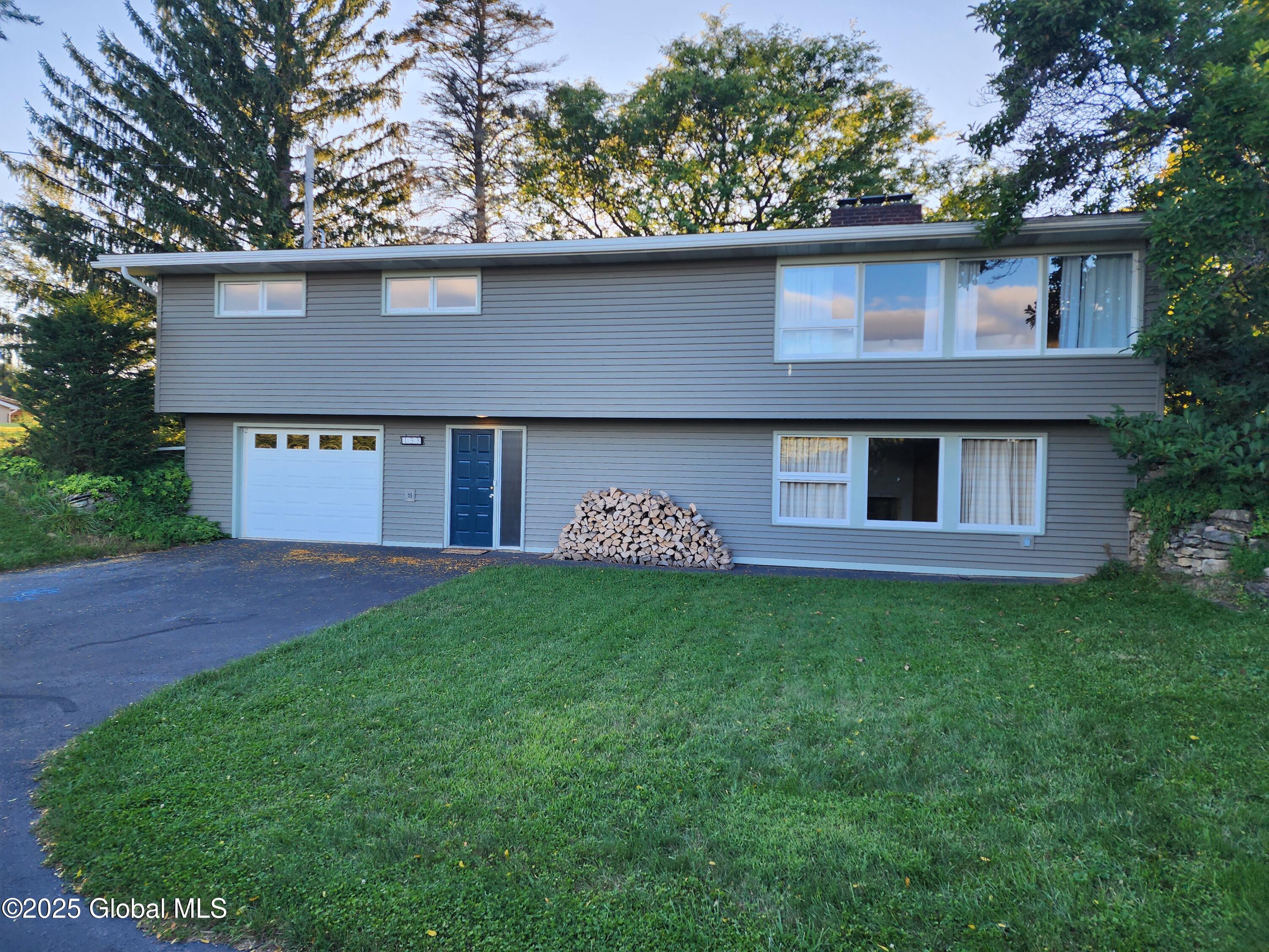 133 Lakeside Drive, Mayfield, New York image 1