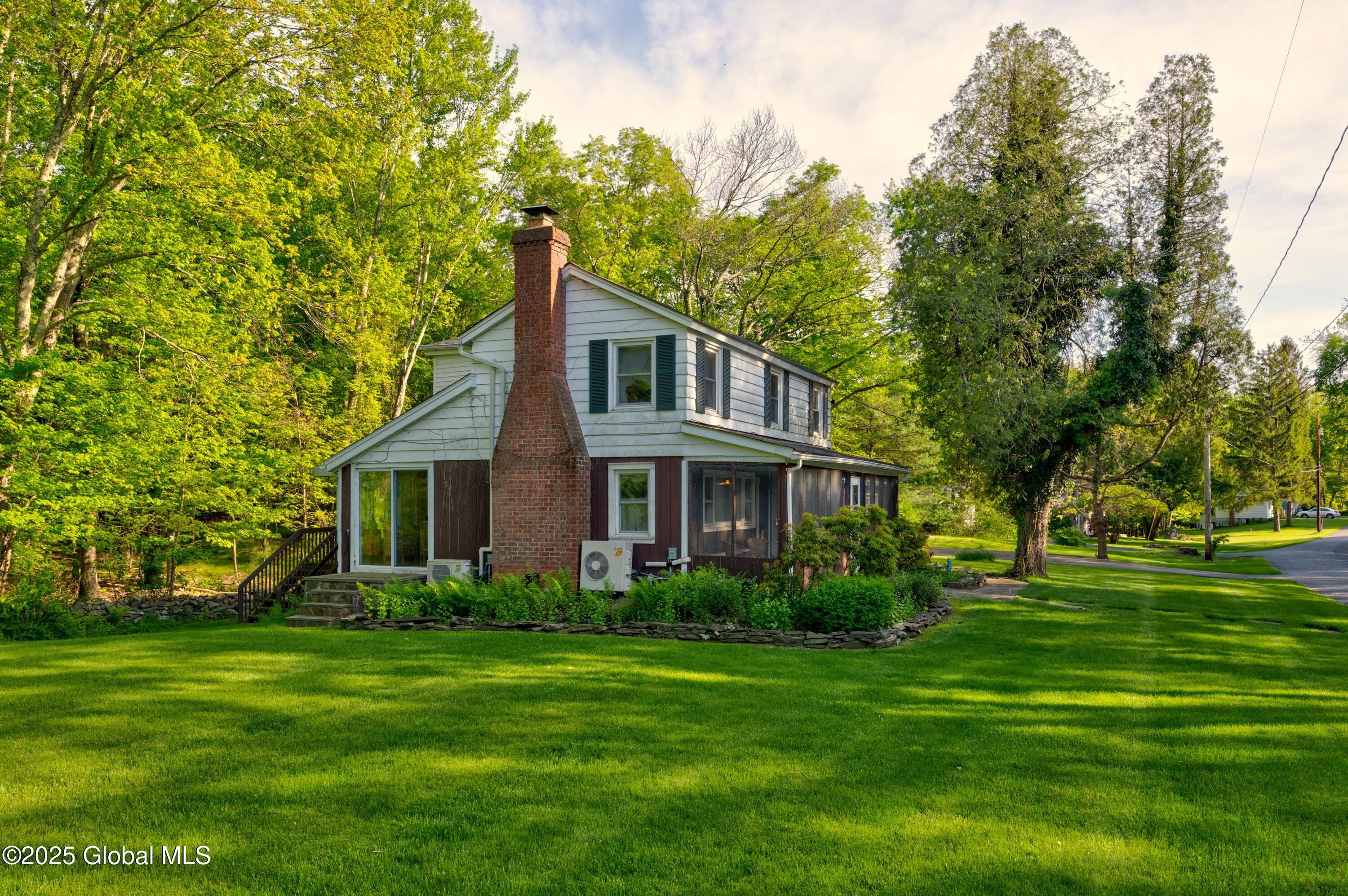 11 Dutchtown Road, Saugerties, New York image 2