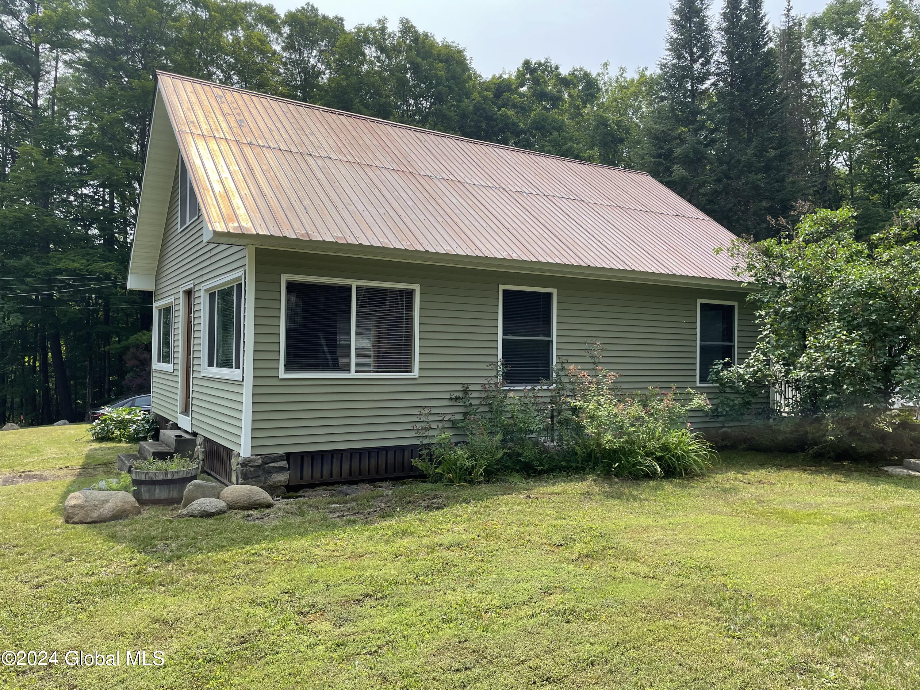 166 Finkle Road, Bolton Landing, New York image 3