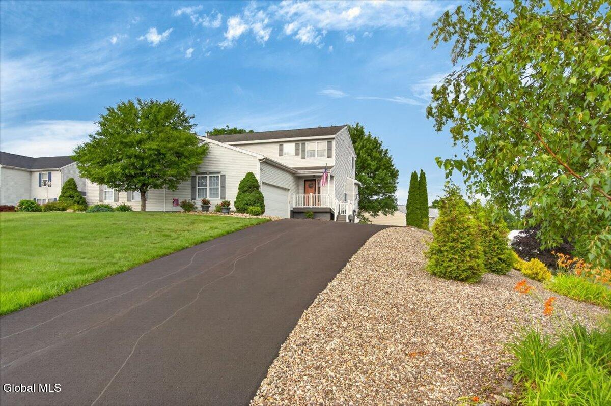 1 Erie Court