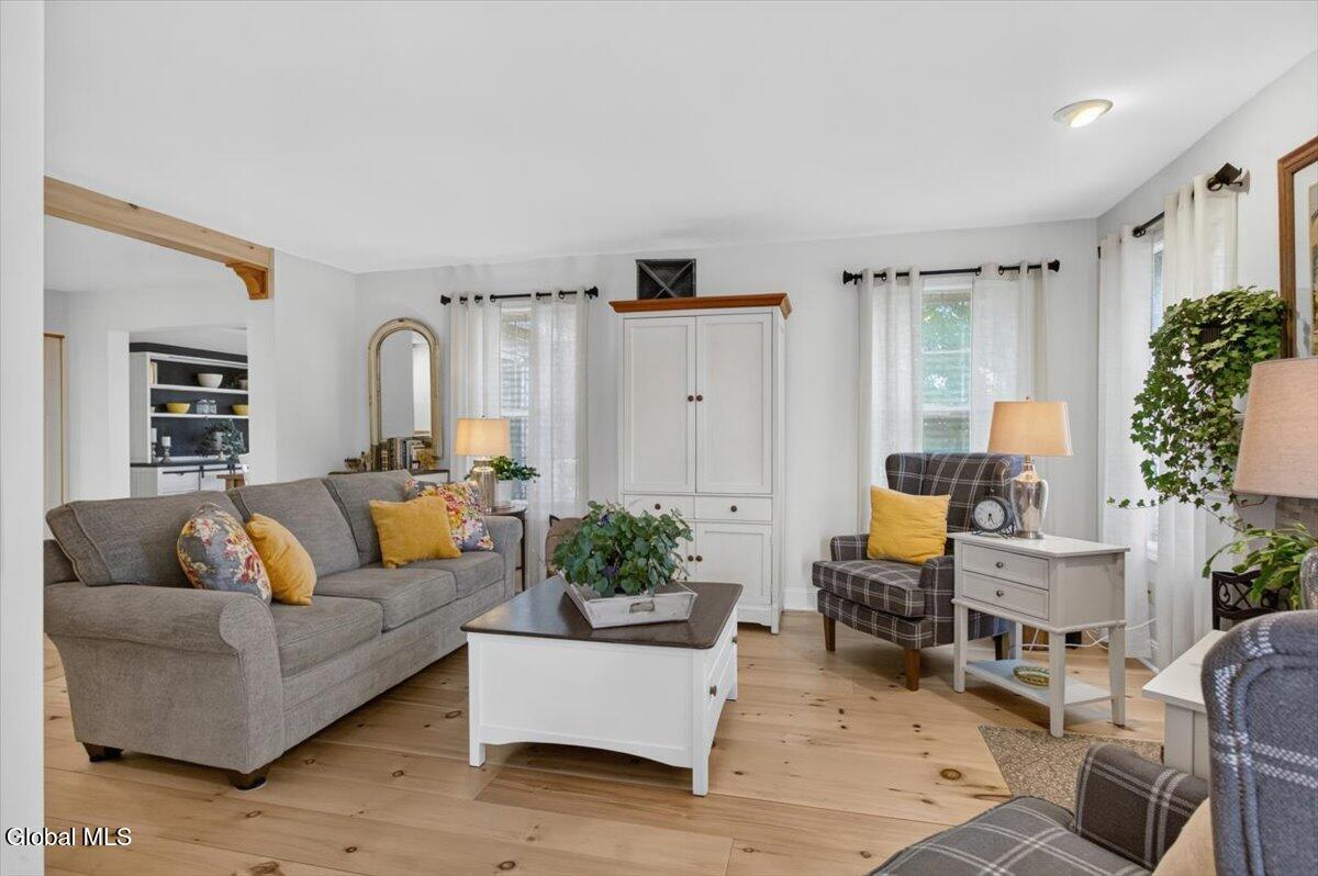 1 Erie Court