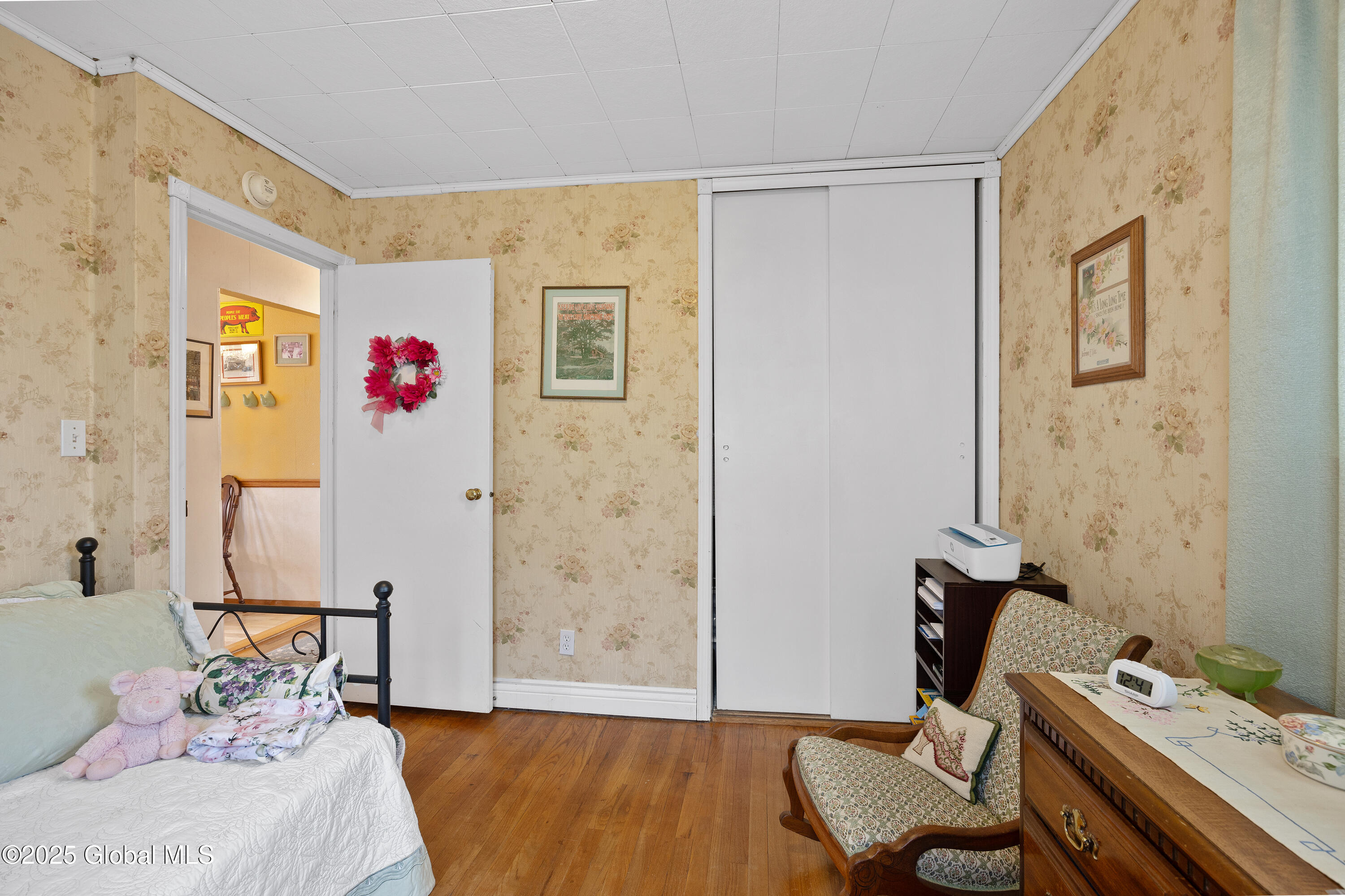 72 Southgate Road, Albany, New York image 13