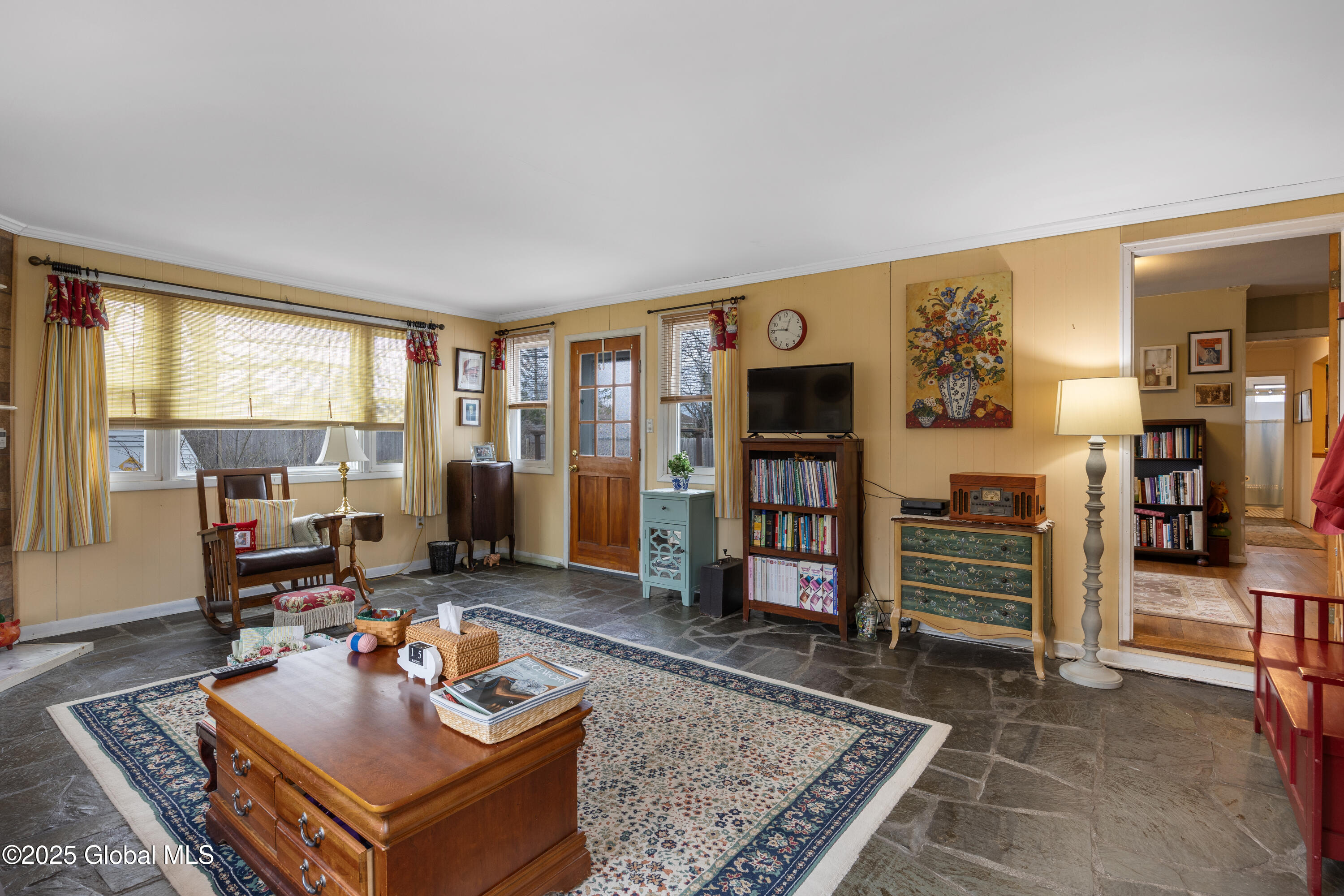 72 Southgate Road, Albany, New York image 19