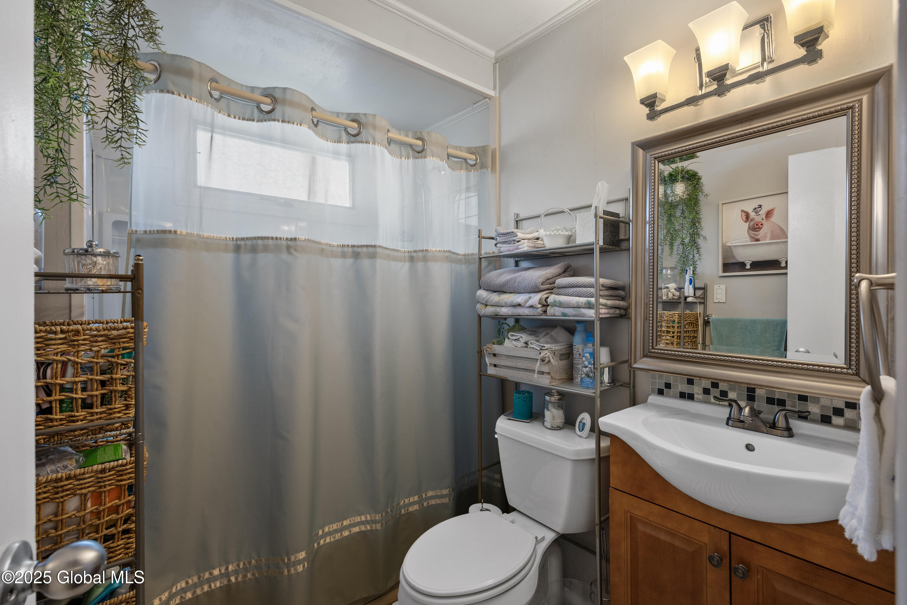 72 Southgate Road, Albany, New York image 10