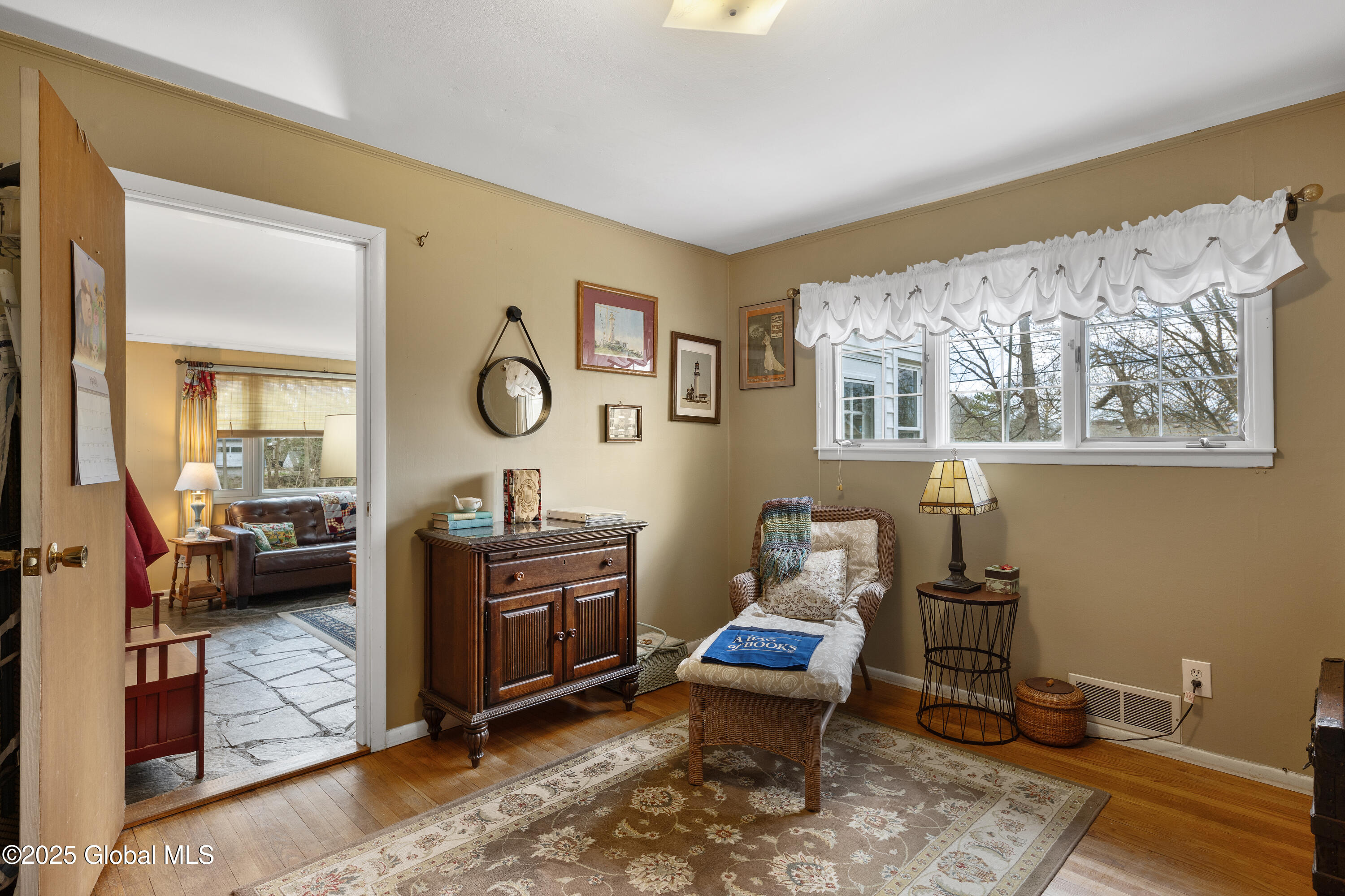 72 Southgate Road, Albany, New York image 16
