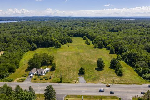 Photo of 2621 ROUTE 9, Malta, NY 12020 (MLS # 202528662)