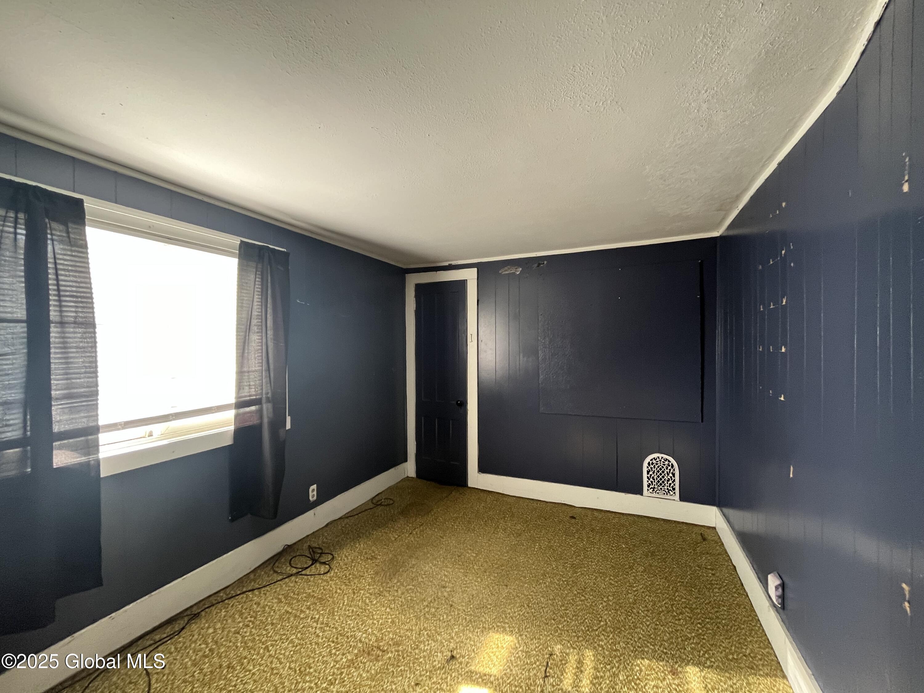 31 Eagle Street, Gloversville, New York image 21