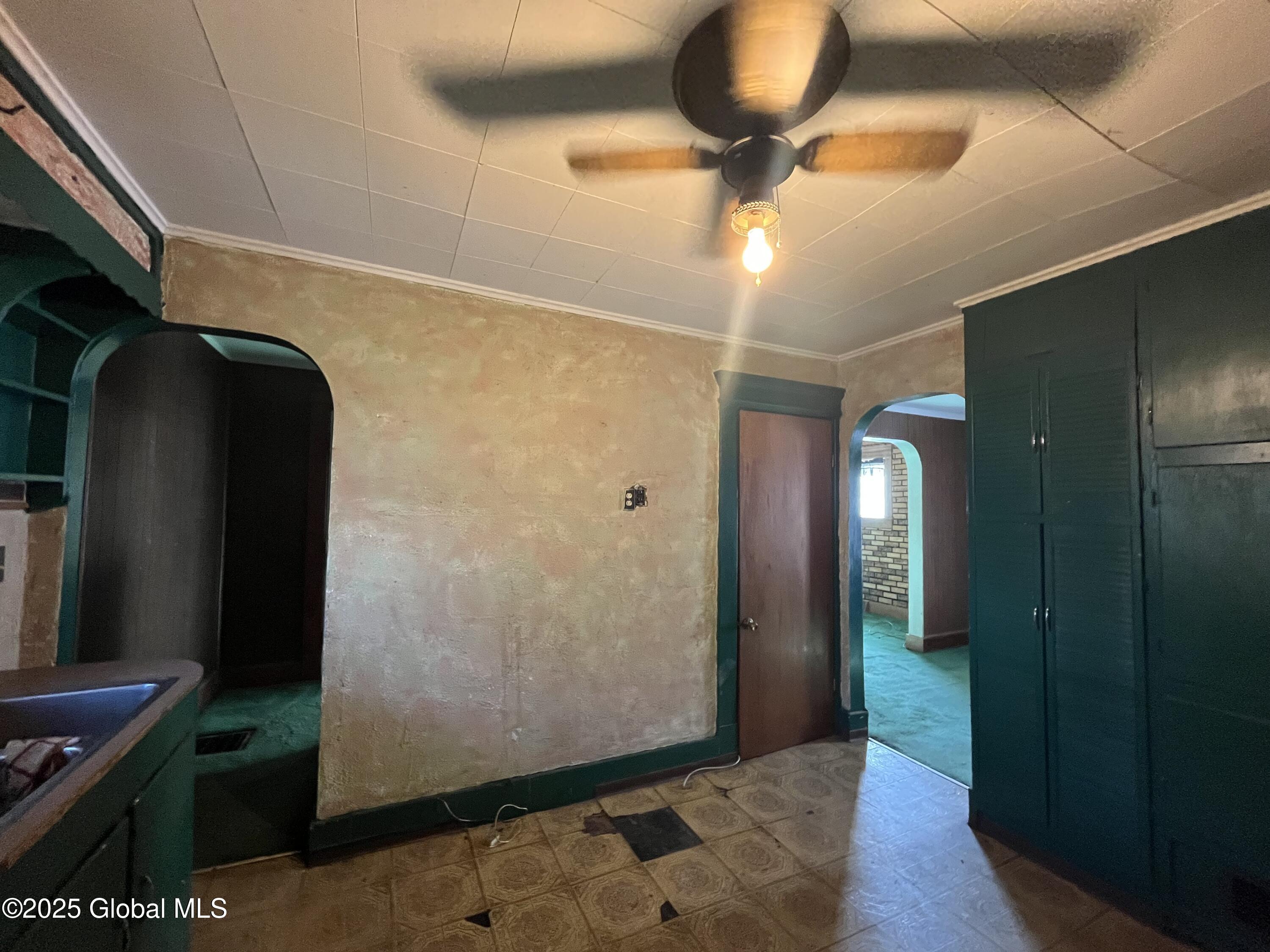 31 Eagle Street, Gloversville, New York image 13