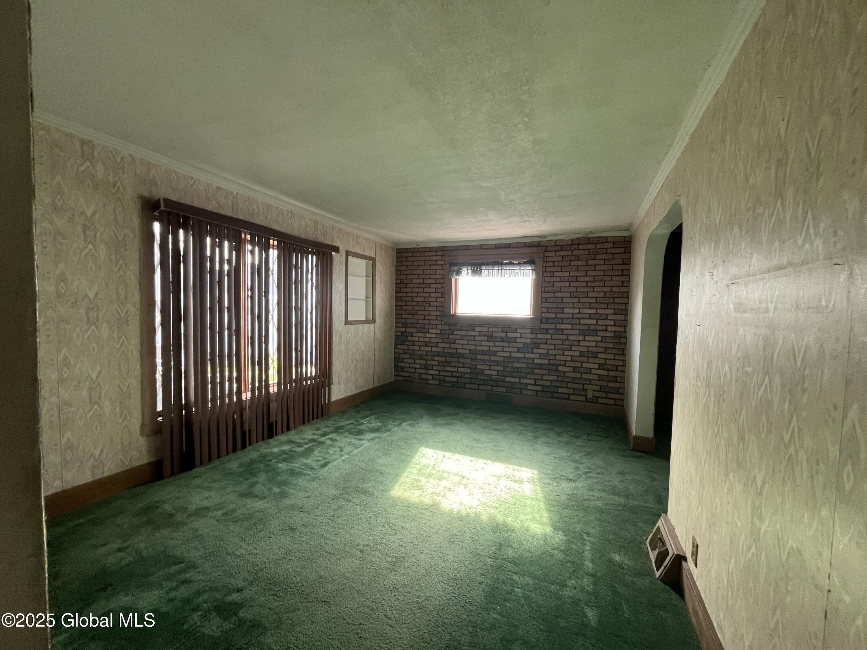 31 Eagle Street, Gloversville, New York image 10