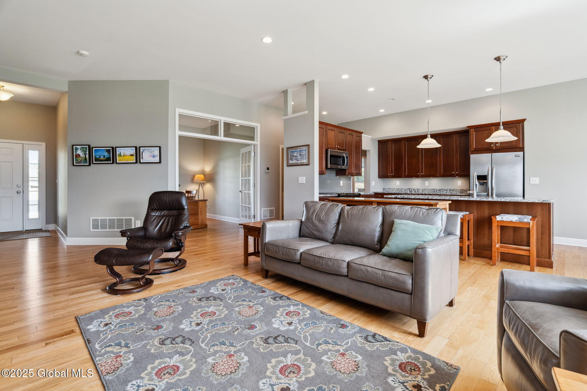 16 Saville Row, Mechanicville, New York image 8