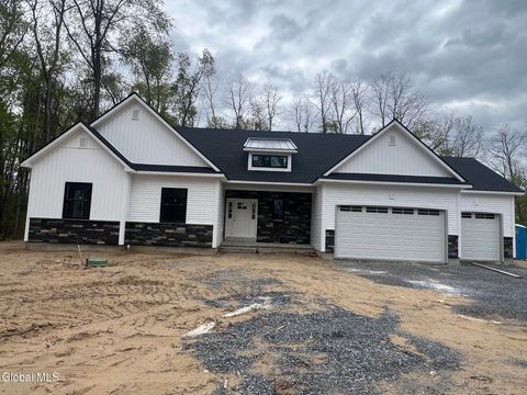 Photo of 82 Van Patten Drive, Clifton Park, NY 12065 (MLS # 202617433)