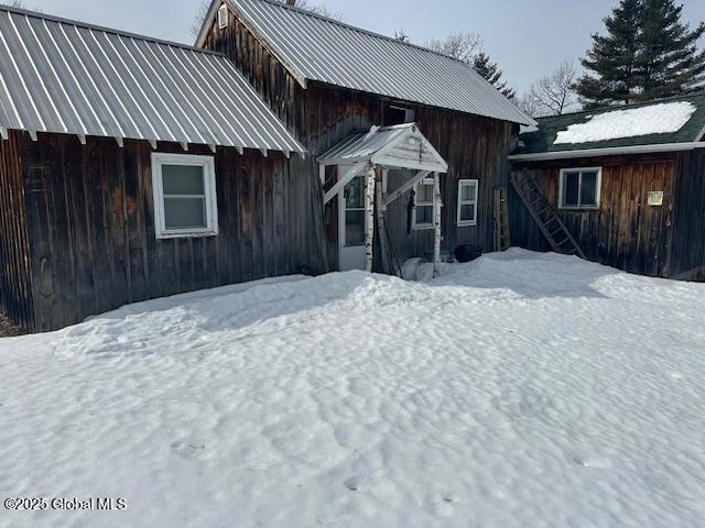 263 Mutton Hollow Road, Moriah, New York image 1