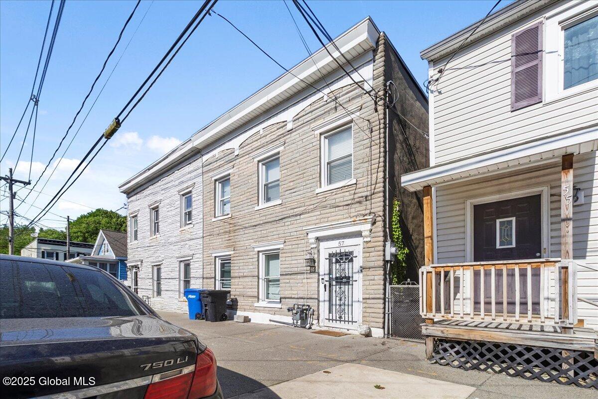 57 O Connell Street, Albany, New York image 1