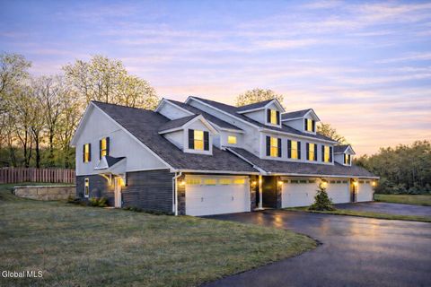 Photo of 26 Arcadia Court, Ballston Spa, NY 12020 (MLS # 202613104)