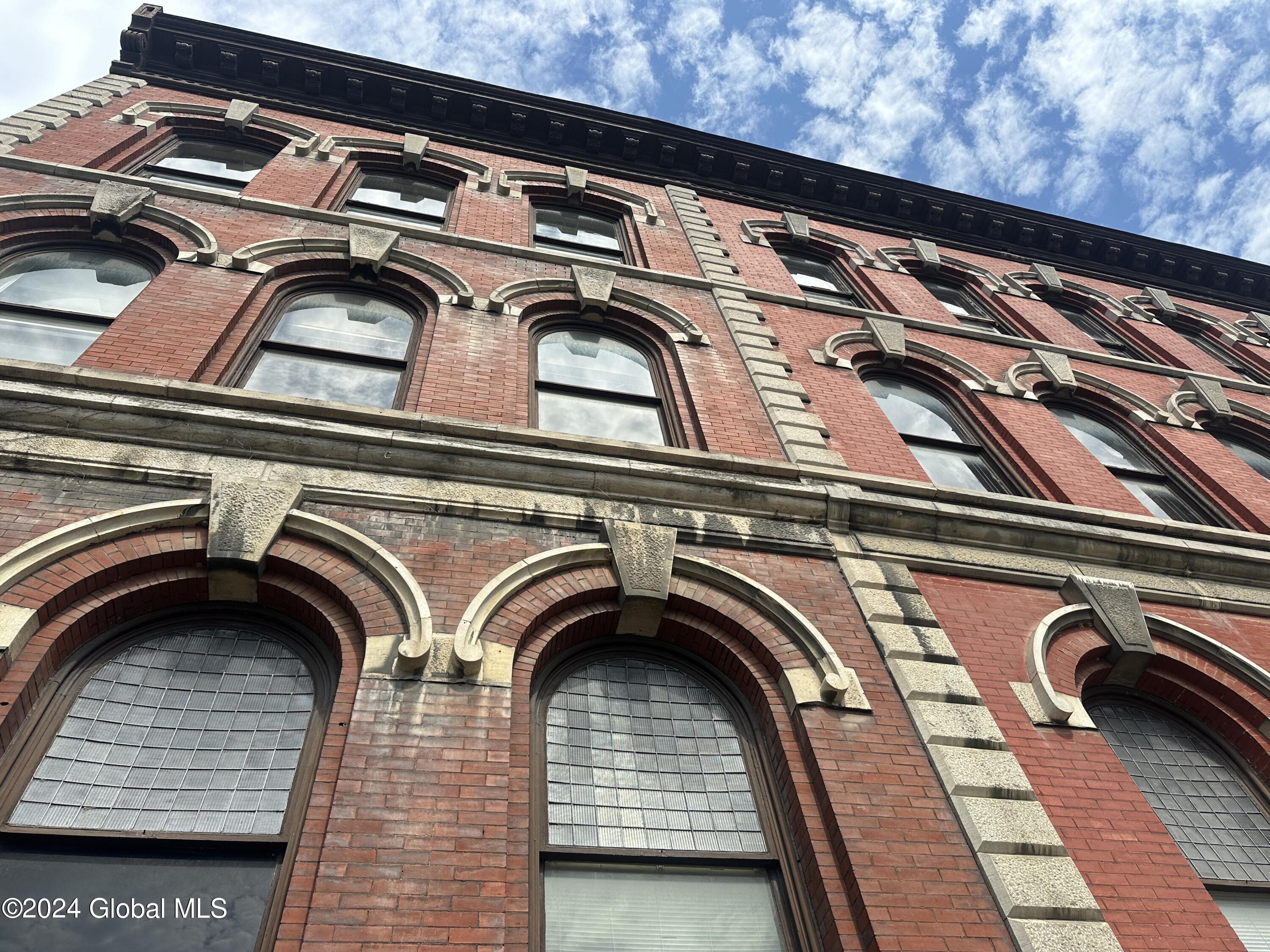 Amsterdam, New York 12010, United States, ,Commercial,Active,198848