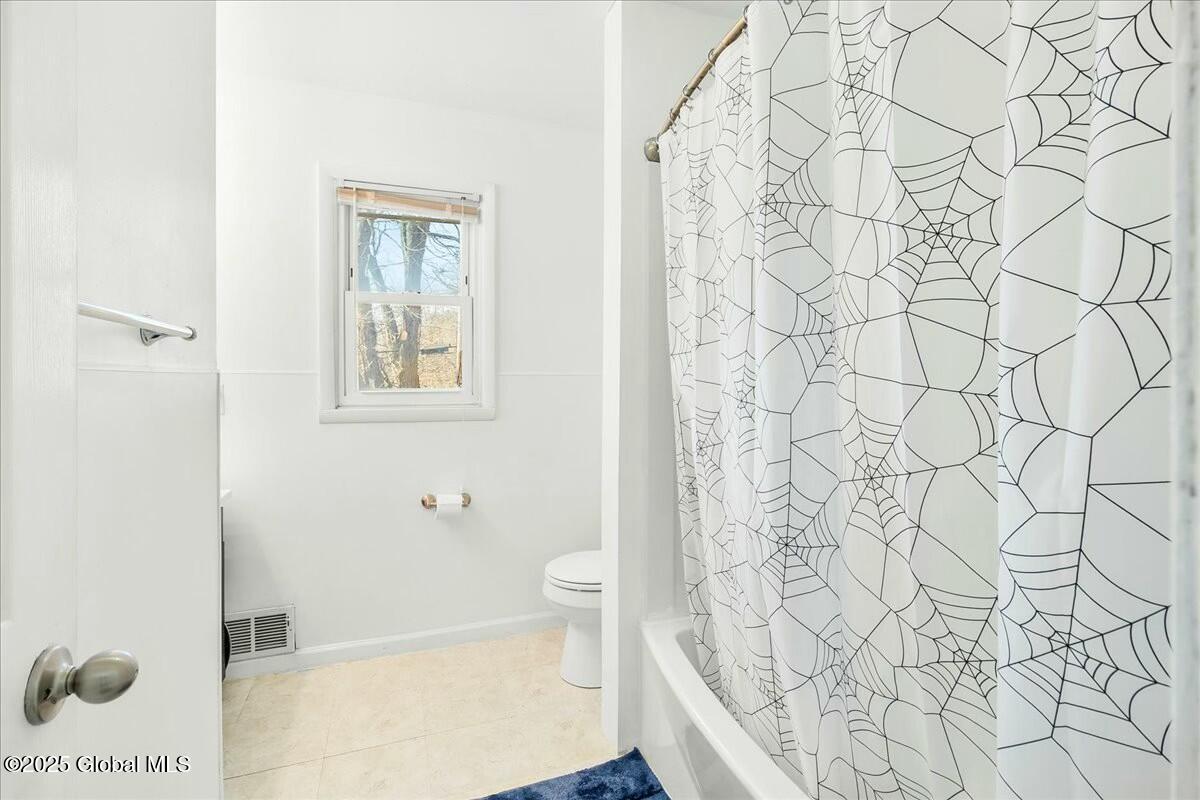 184 Mount Hope Drive, Albany, New York image 15