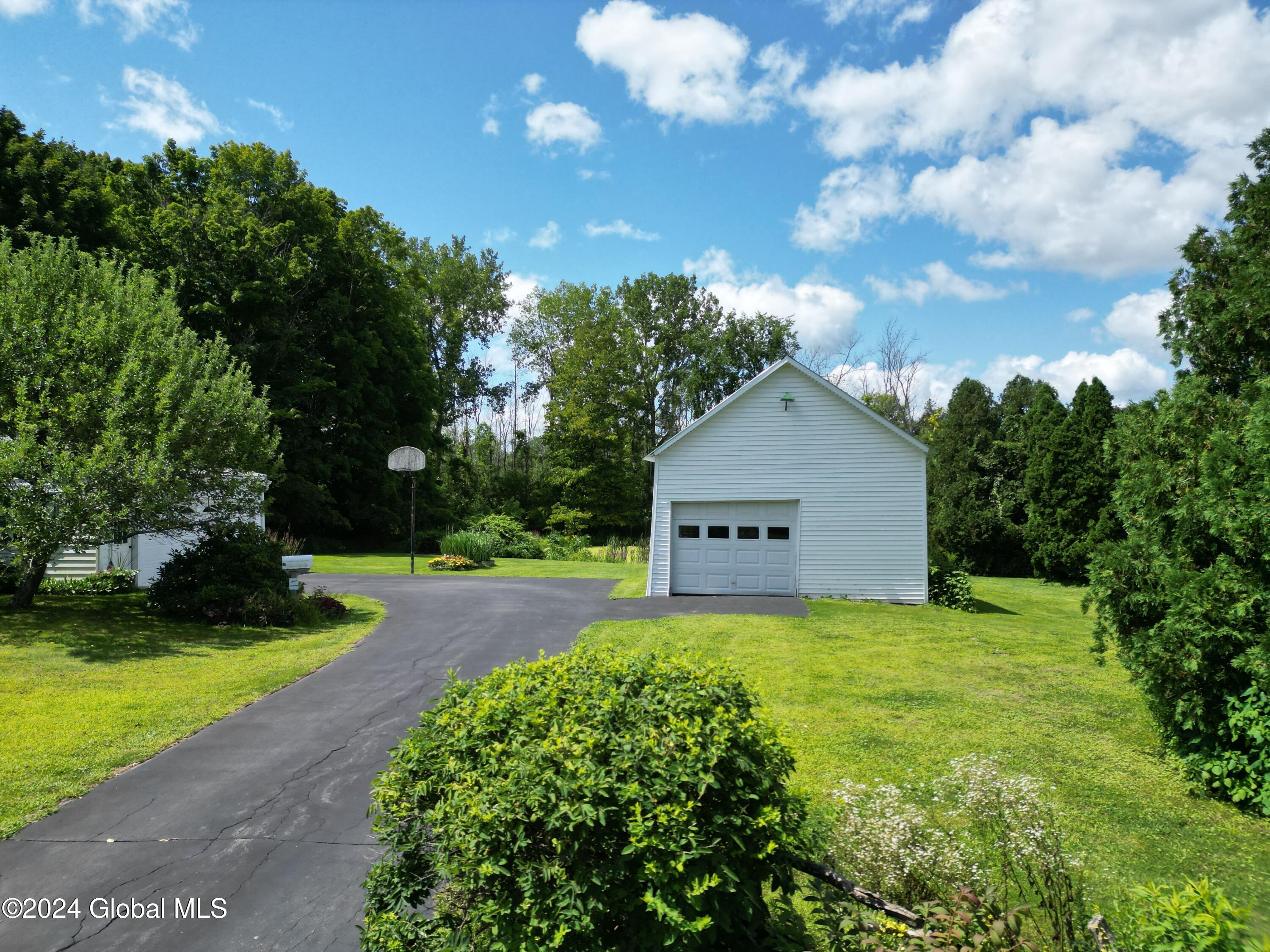 89 Middleline Road, Ballston Spa, New York image 35