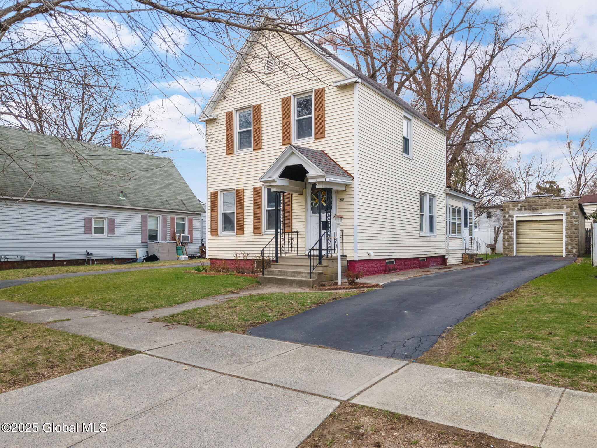 57 Glen Street, Rensselaer, New York image 1