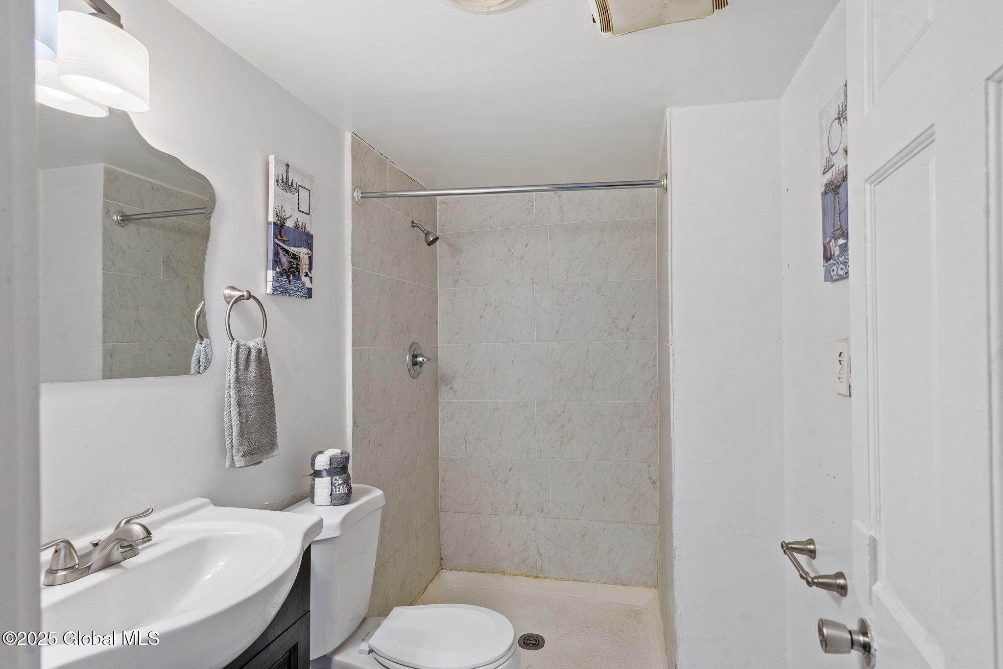 151 Green Street, Albany, New York image 23