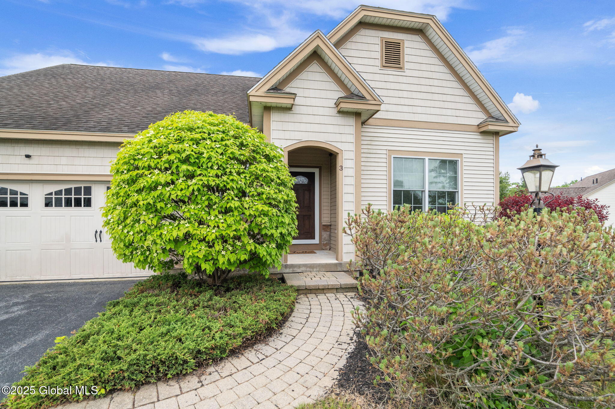 3 Bedford Circle, Mechanicville, New York image 4
