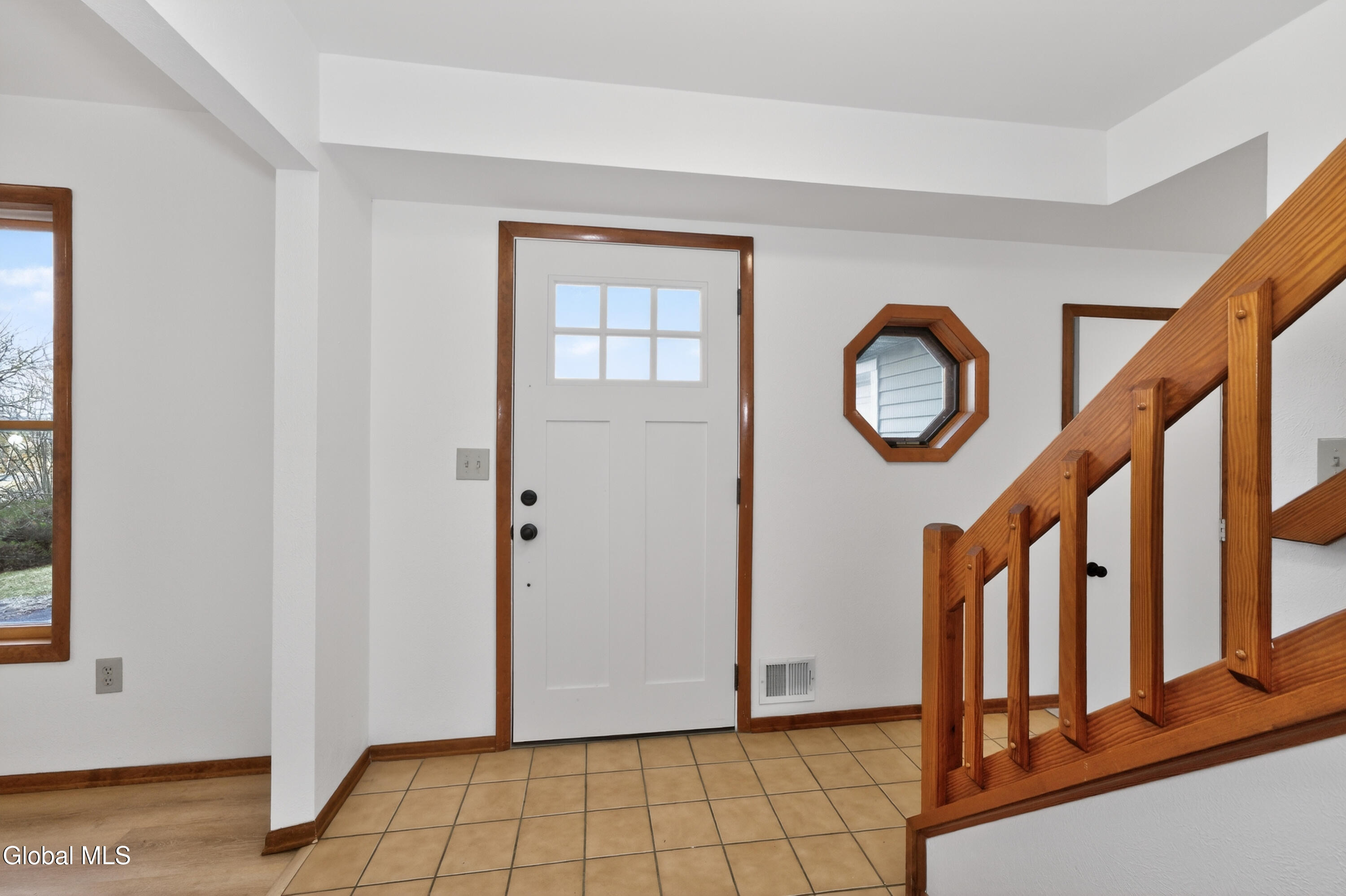 18 Rockefeller Boulevard