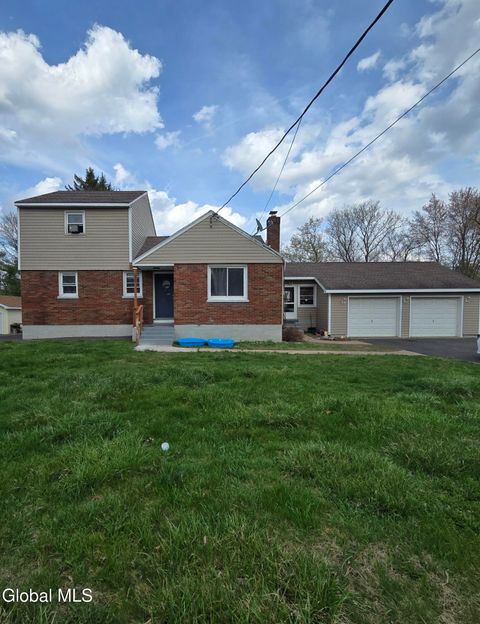 Photo of 166 Blue Barns Road, Clifton Park, NY 12148 (MLS # 202615242)