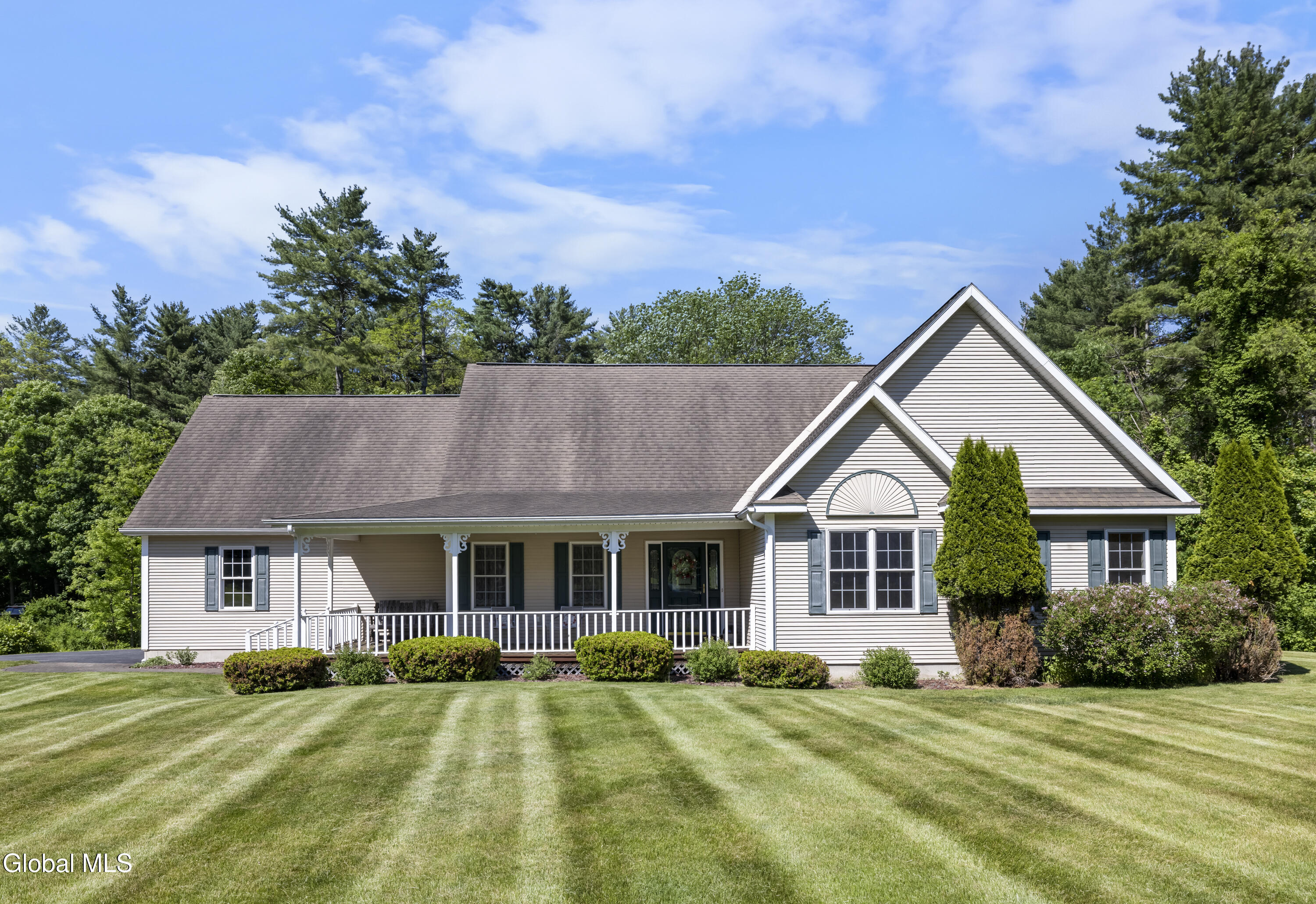 7 Glen Court