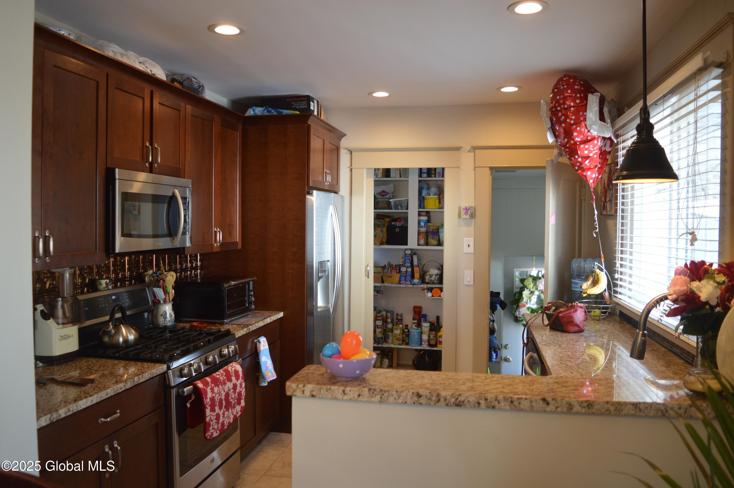 323 Kenwood Avenue, Delmar, New York image 10