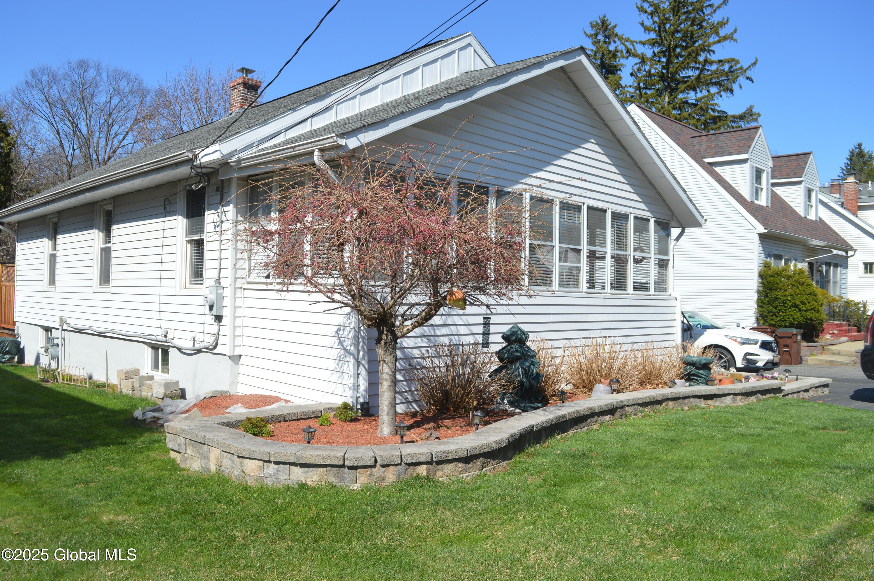 323 Kenwood Avenue, Delmar, New York image 37