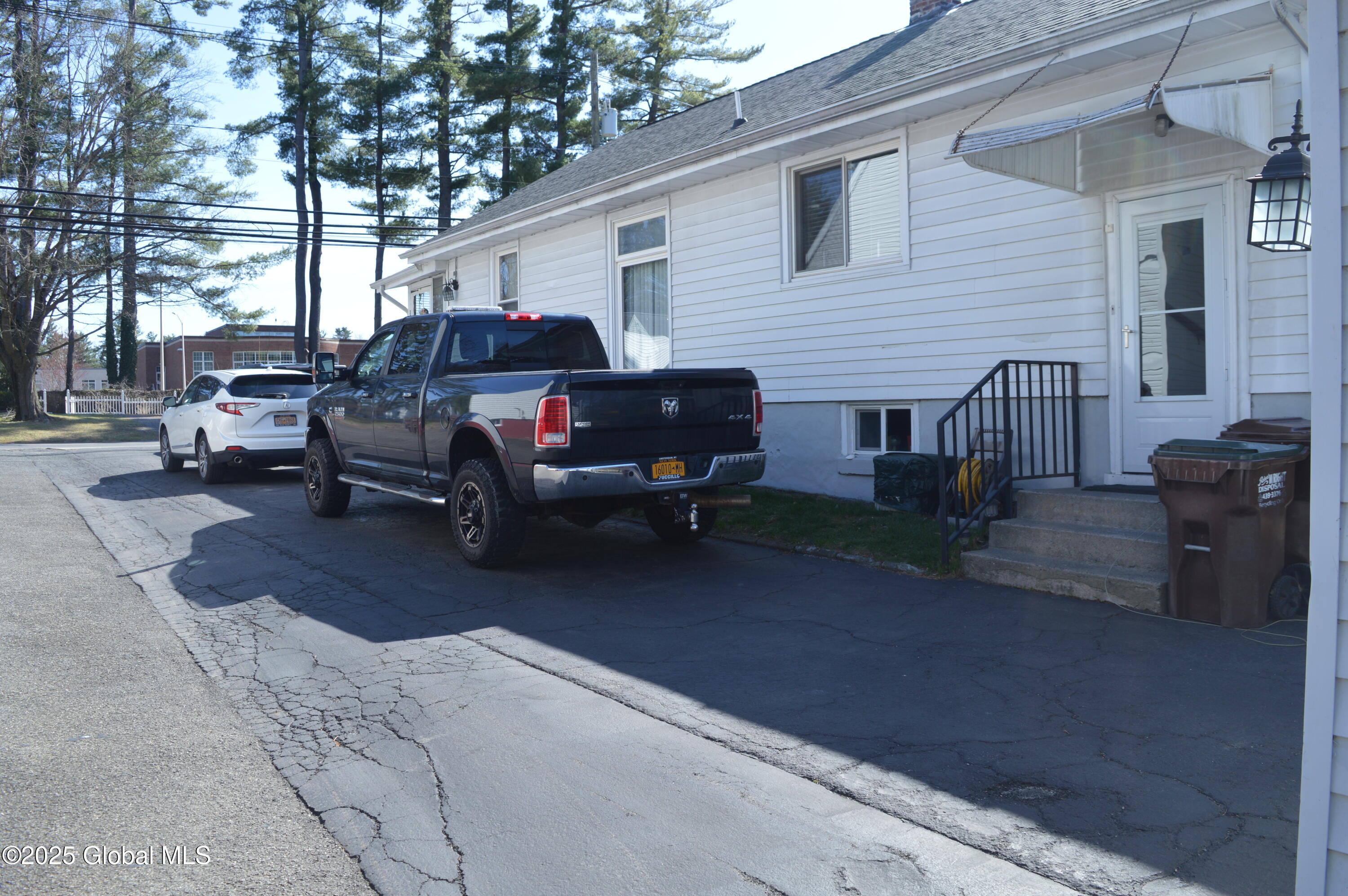 323 Kenwood Avenue, Delmar, New York image 50