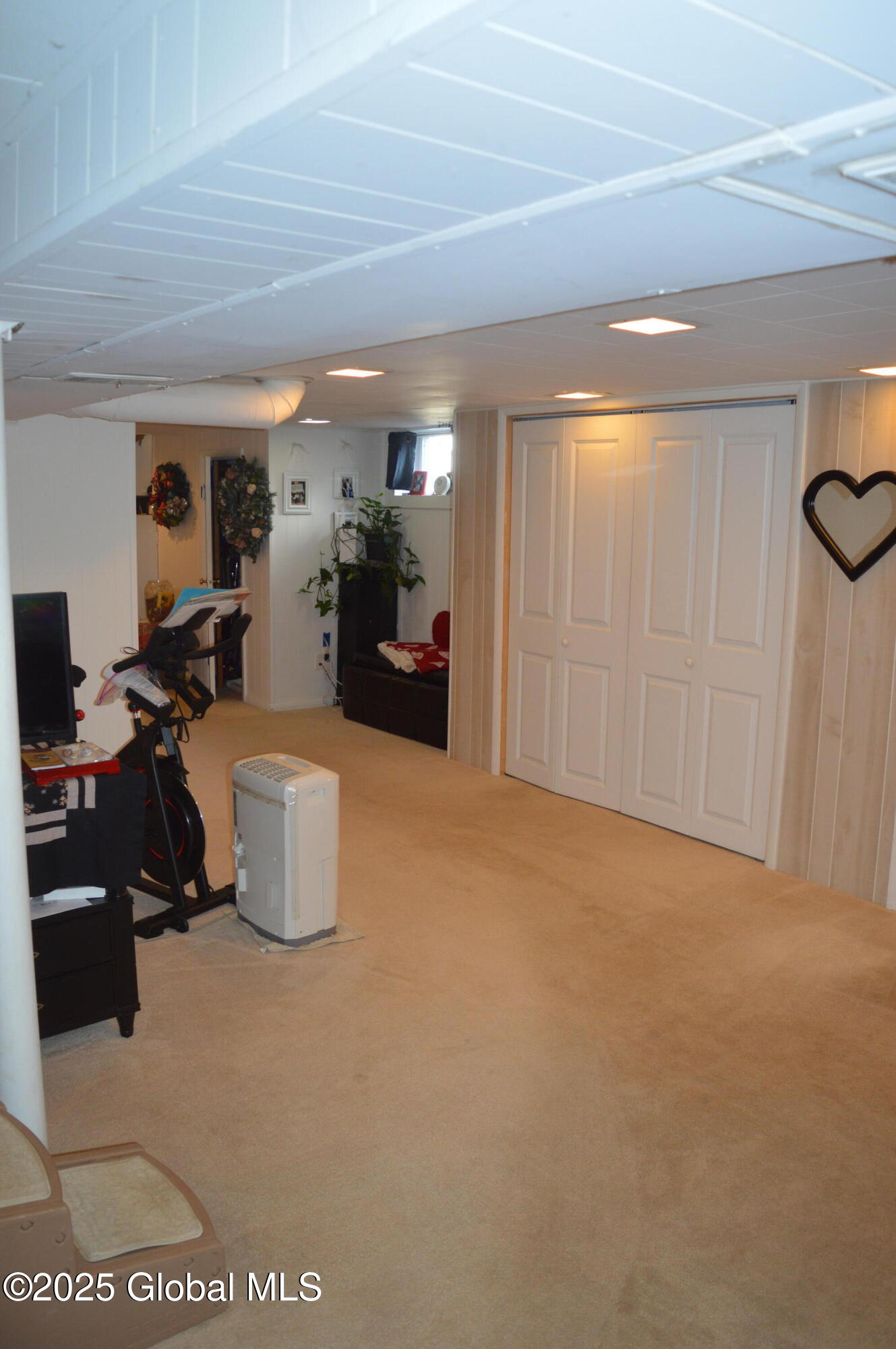 323 Kenwood Avenue, Delmar, New York image 26
