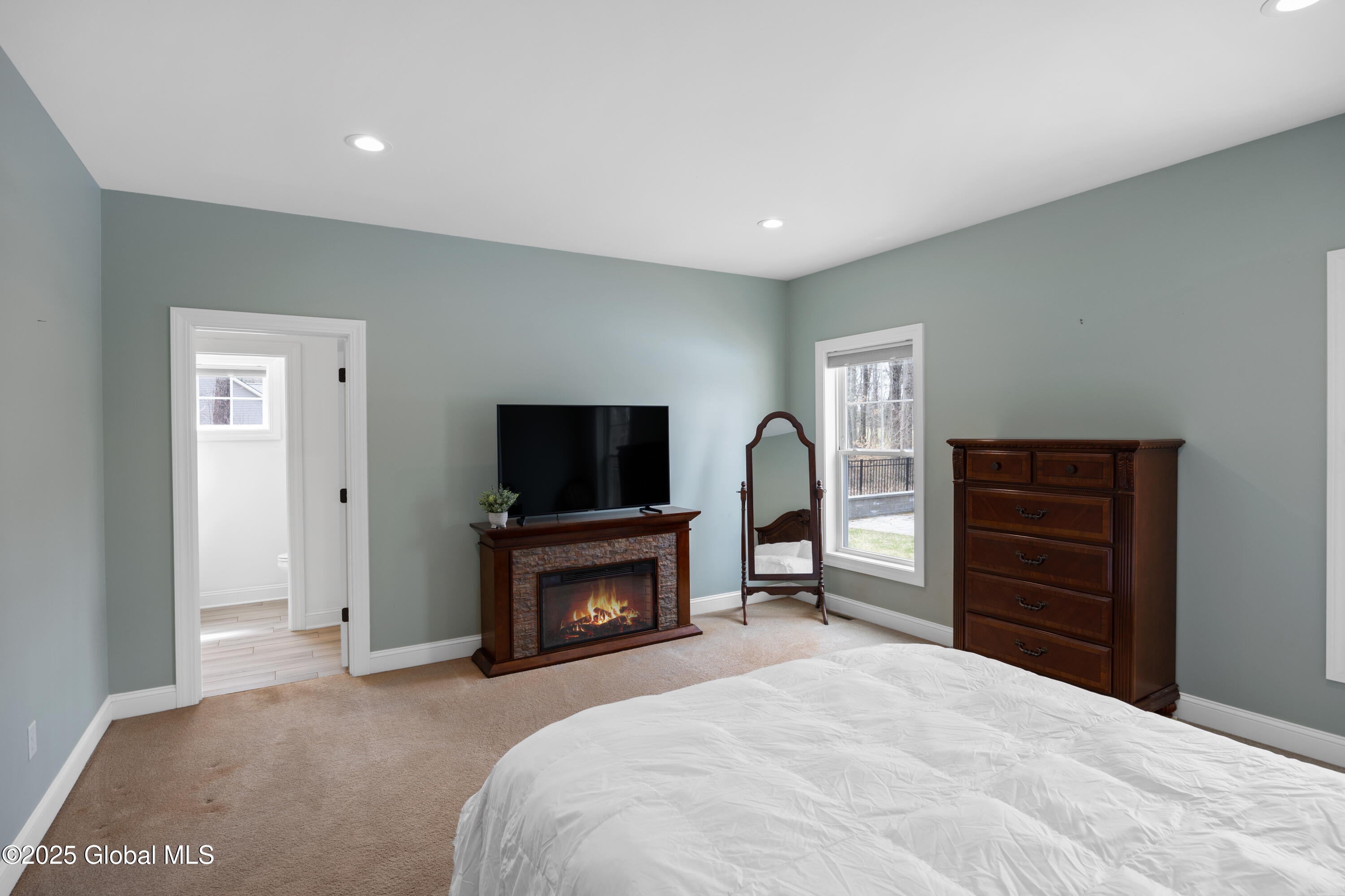 110 Schuyler Hills Drive, Saratoga Springs, New York image 23