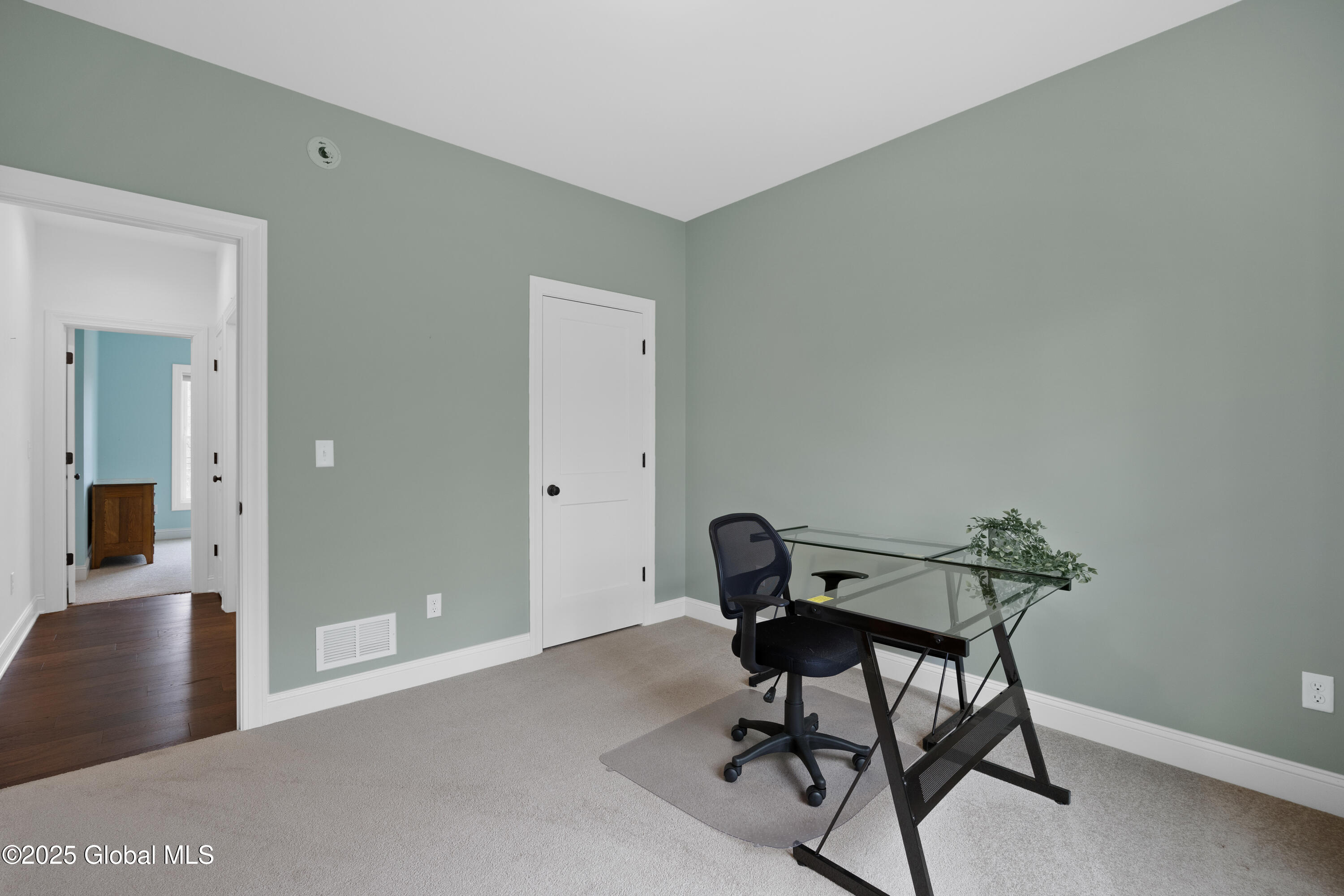 110 Schuyler Hills Drive, Saratoga Springs, New York image 33