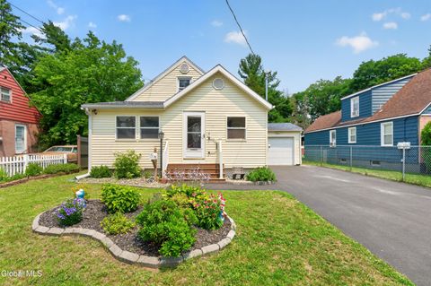 Photo of 11 Leach Avenue, Albany, NY 12205 (MLS # 202621847)