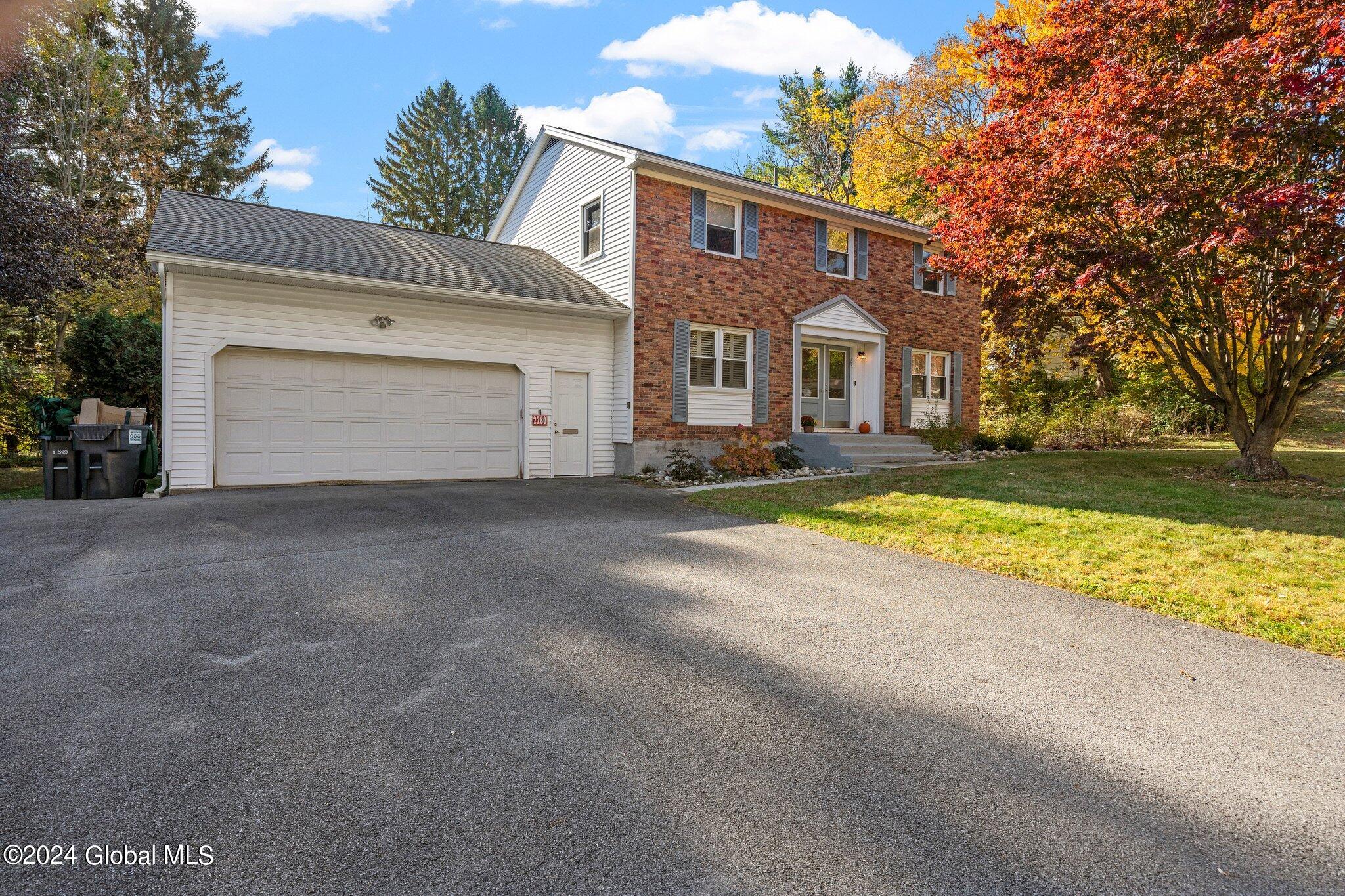 2280 Pine Haven Drive, Niskayuna, New York image 2