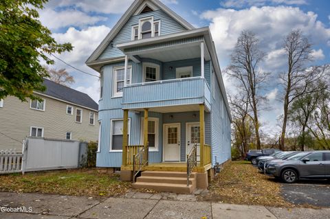 Photo of 332 Georgetta Dix Plz, Schenectady, NY 12307 (MLS # 202529396)