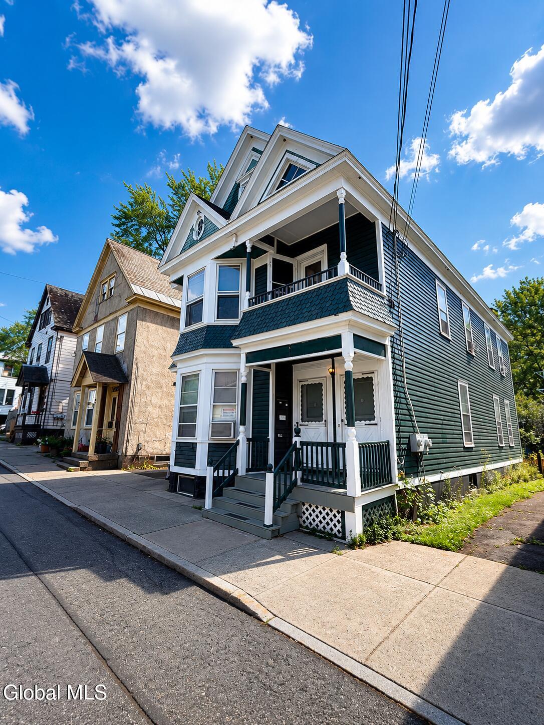 5 Ingersoll Avenue