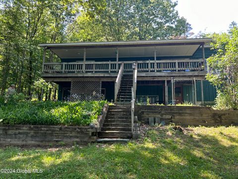 188 W Shore Drive, Valatie, NY 12184 - #: 202417920