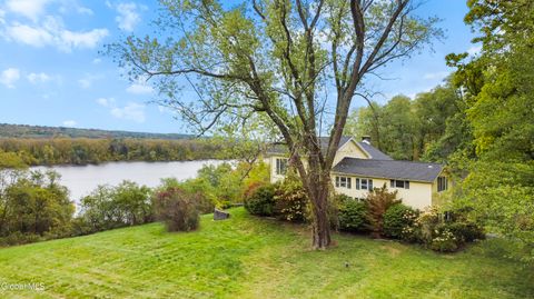 Photo of 47 Bronk Road, Selkirk, NY 12158 (MLS # 202527974)