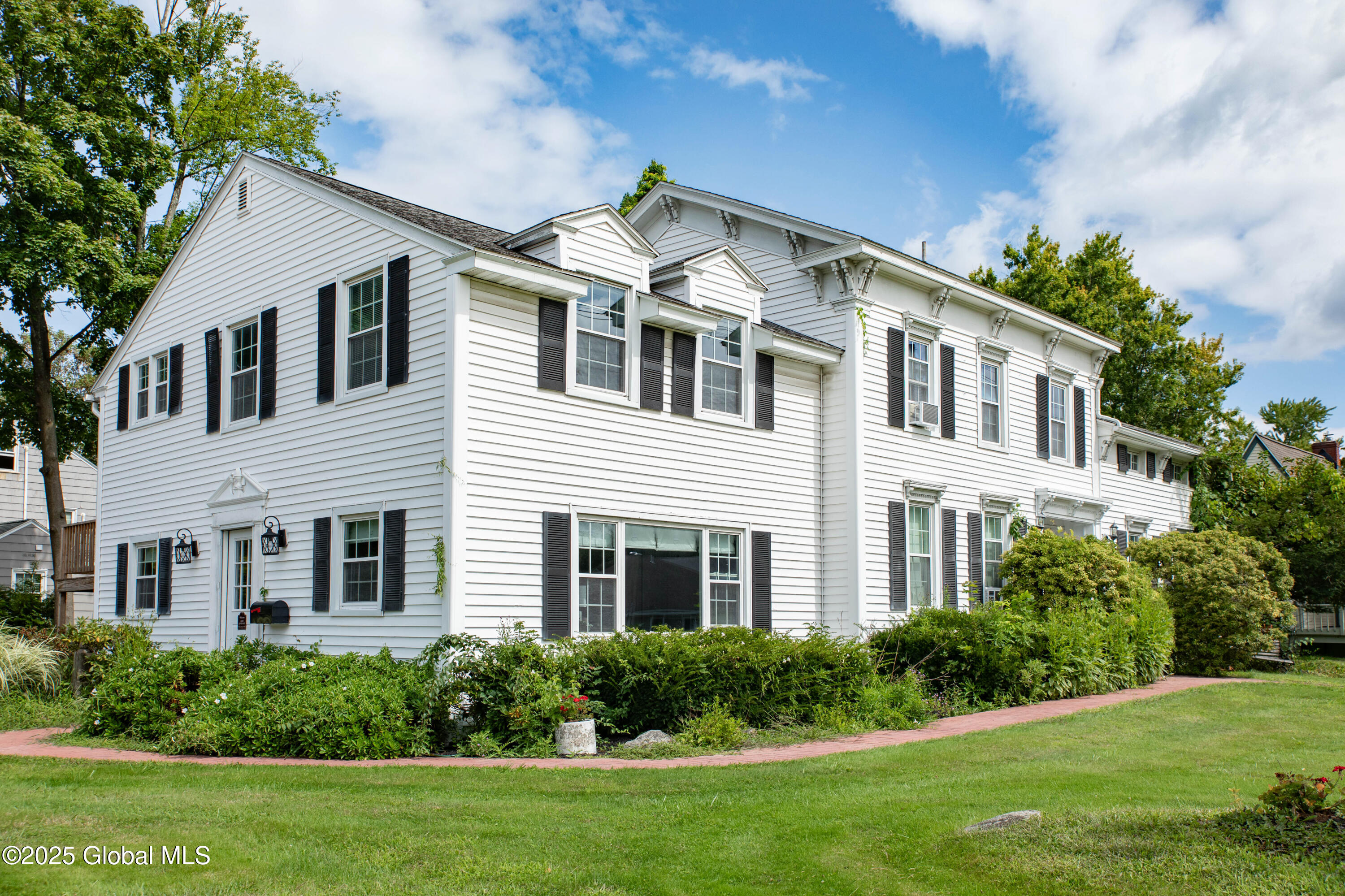 Delmar, New York 12054, United States, ,Residential,Active,105575