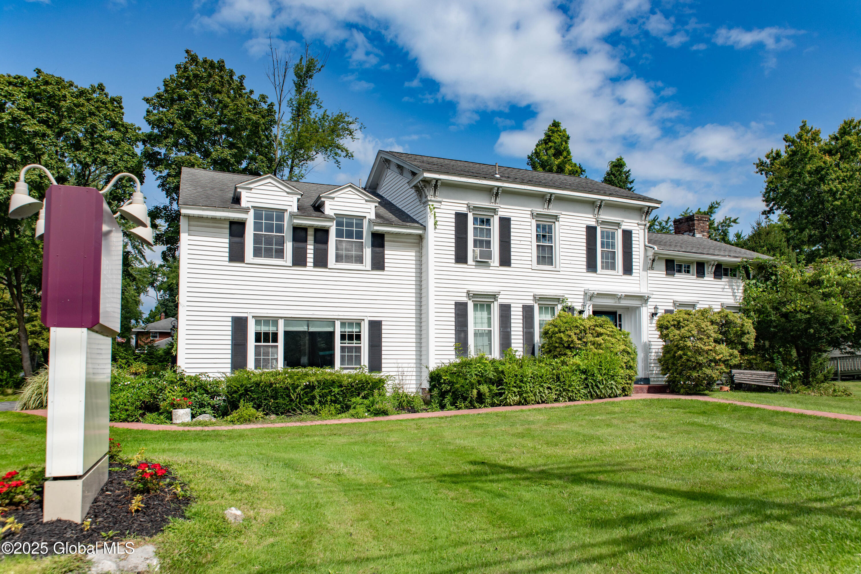 Delmar, New York 12054, United States, ,Residential,Active,105575