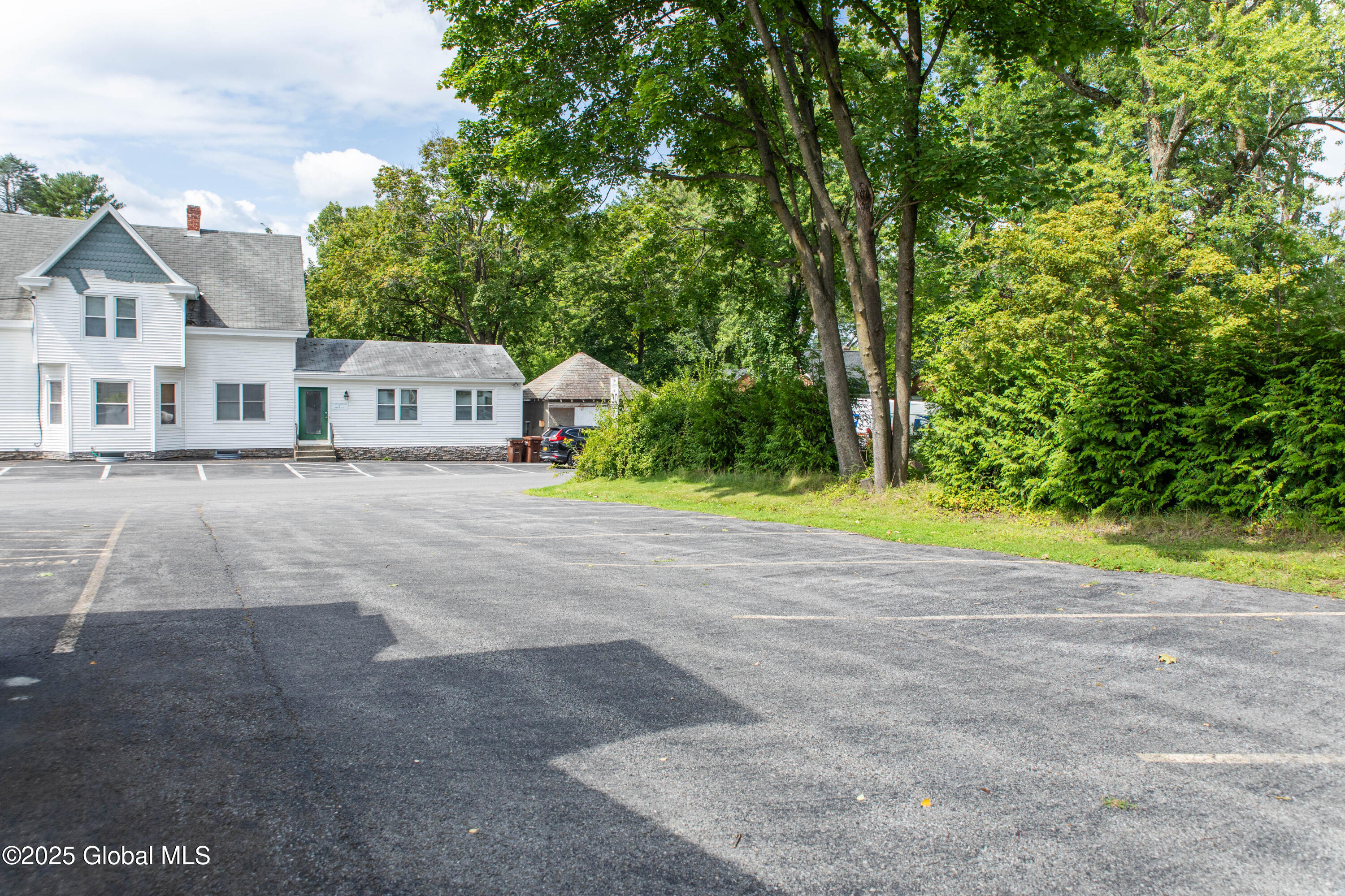 Delmar, New York 12054, United States, ,Residential,Active,105575