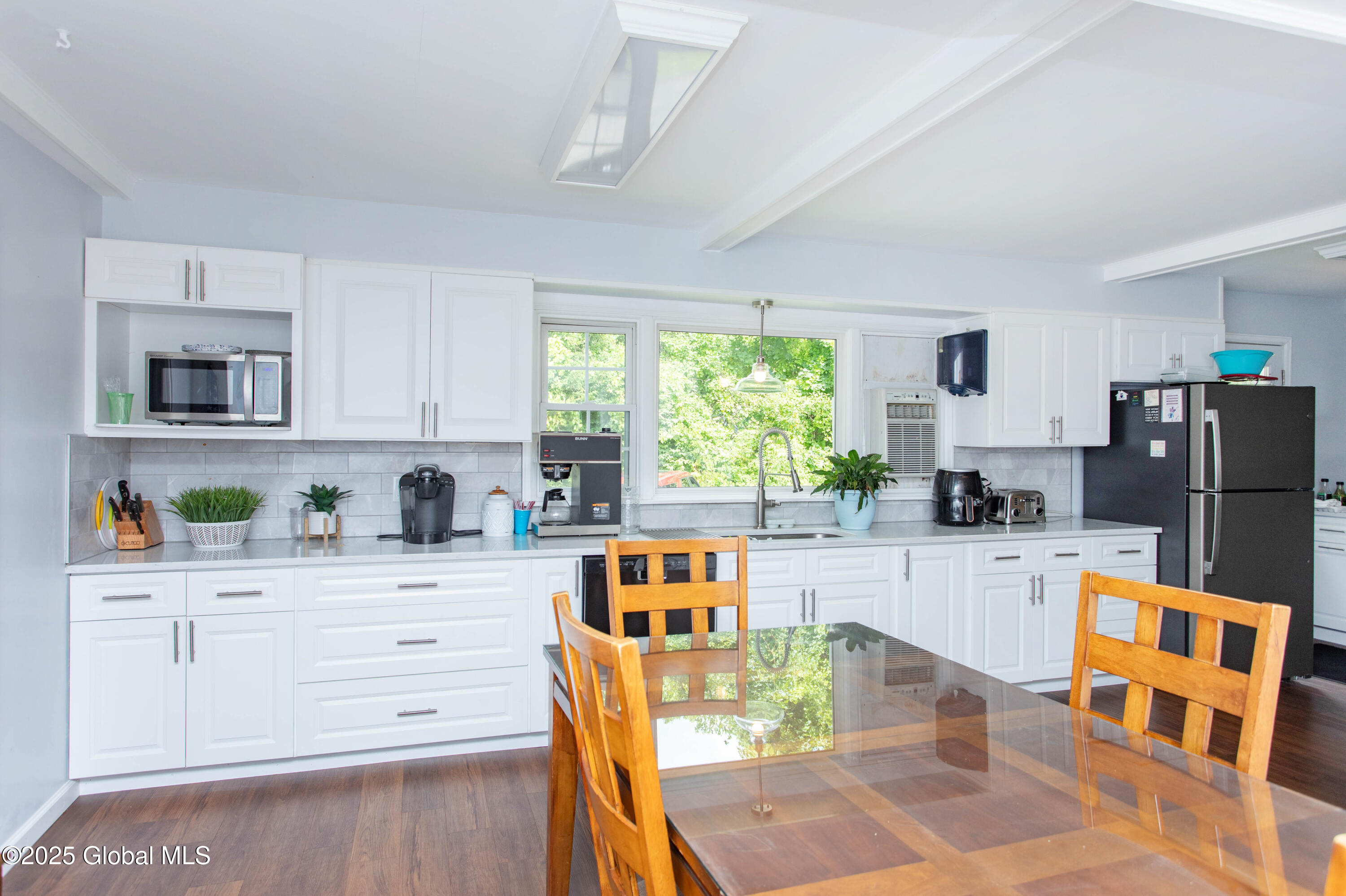 Delmar, New York 12054, United States, ,Residential,Active,105575