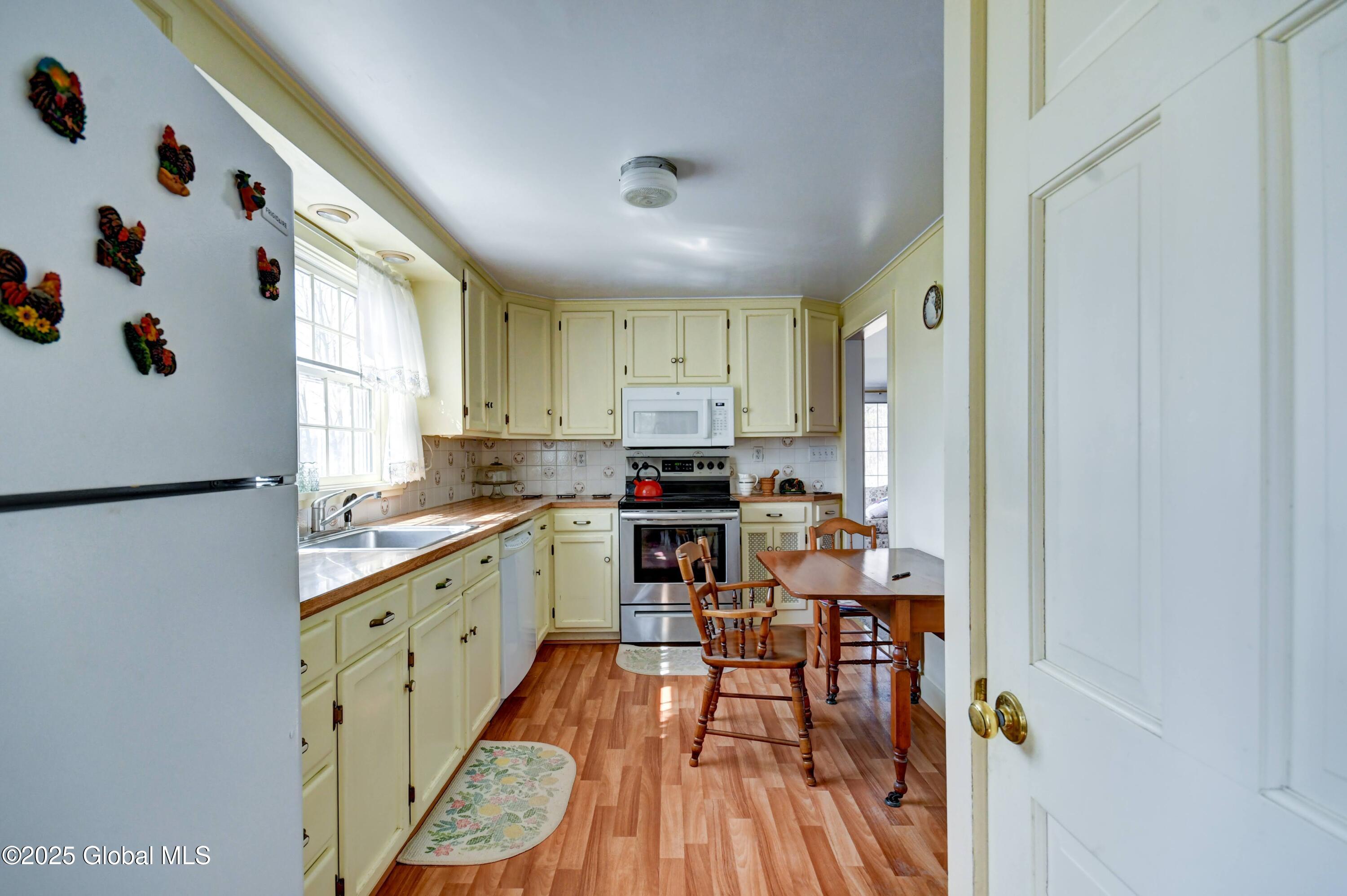 301 N Main Street, Northville, New York image 12