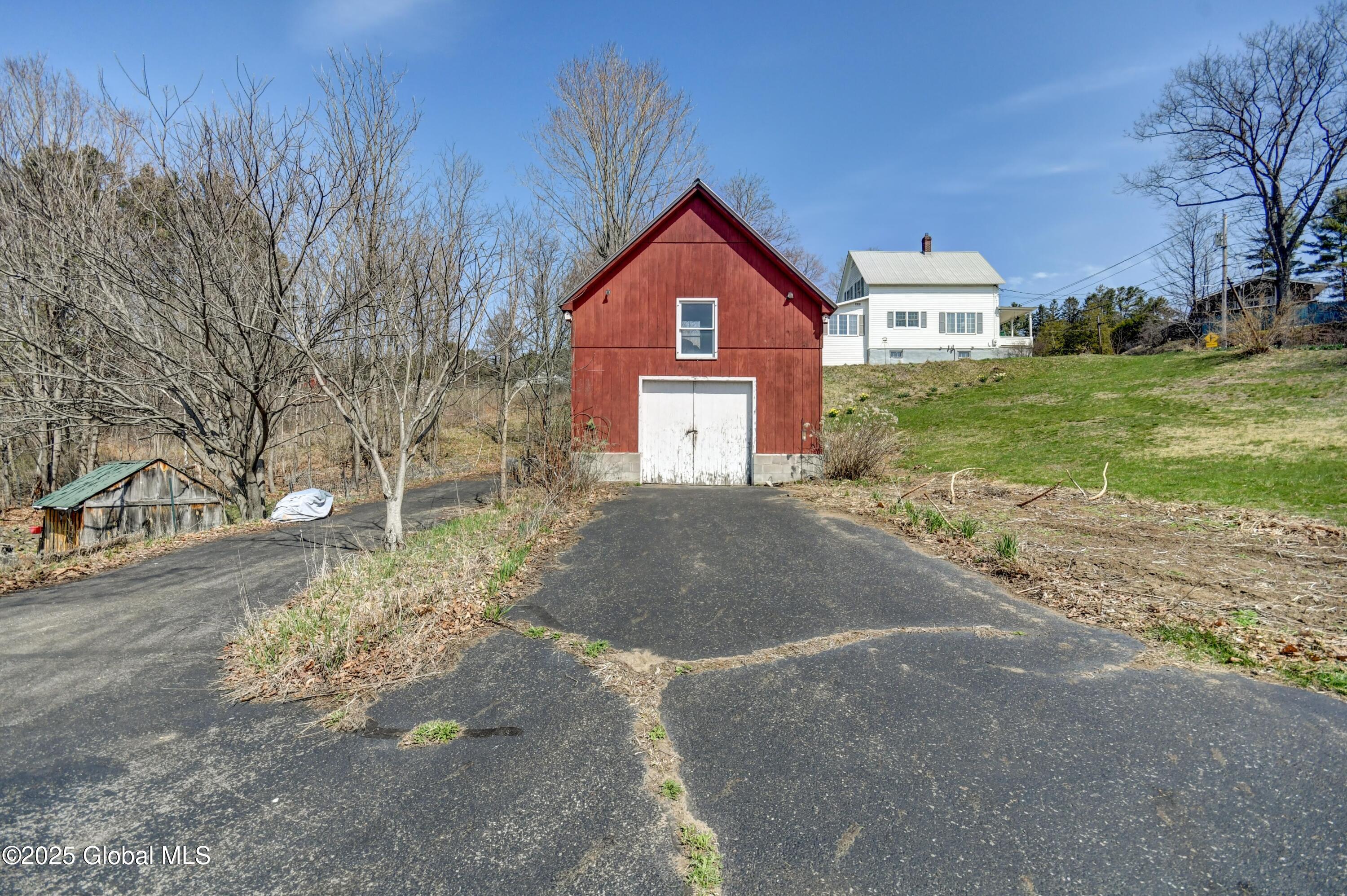 301 N Main Street, Northville, New York image 32