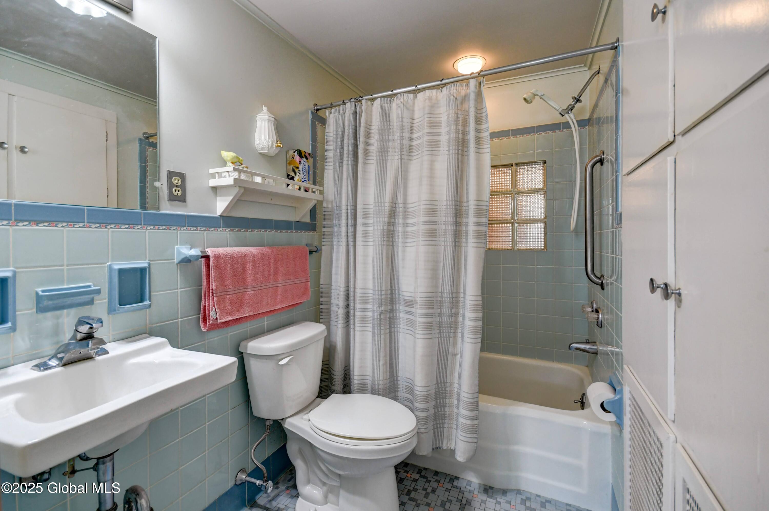 301 N Main Street, Northville, New York image 14