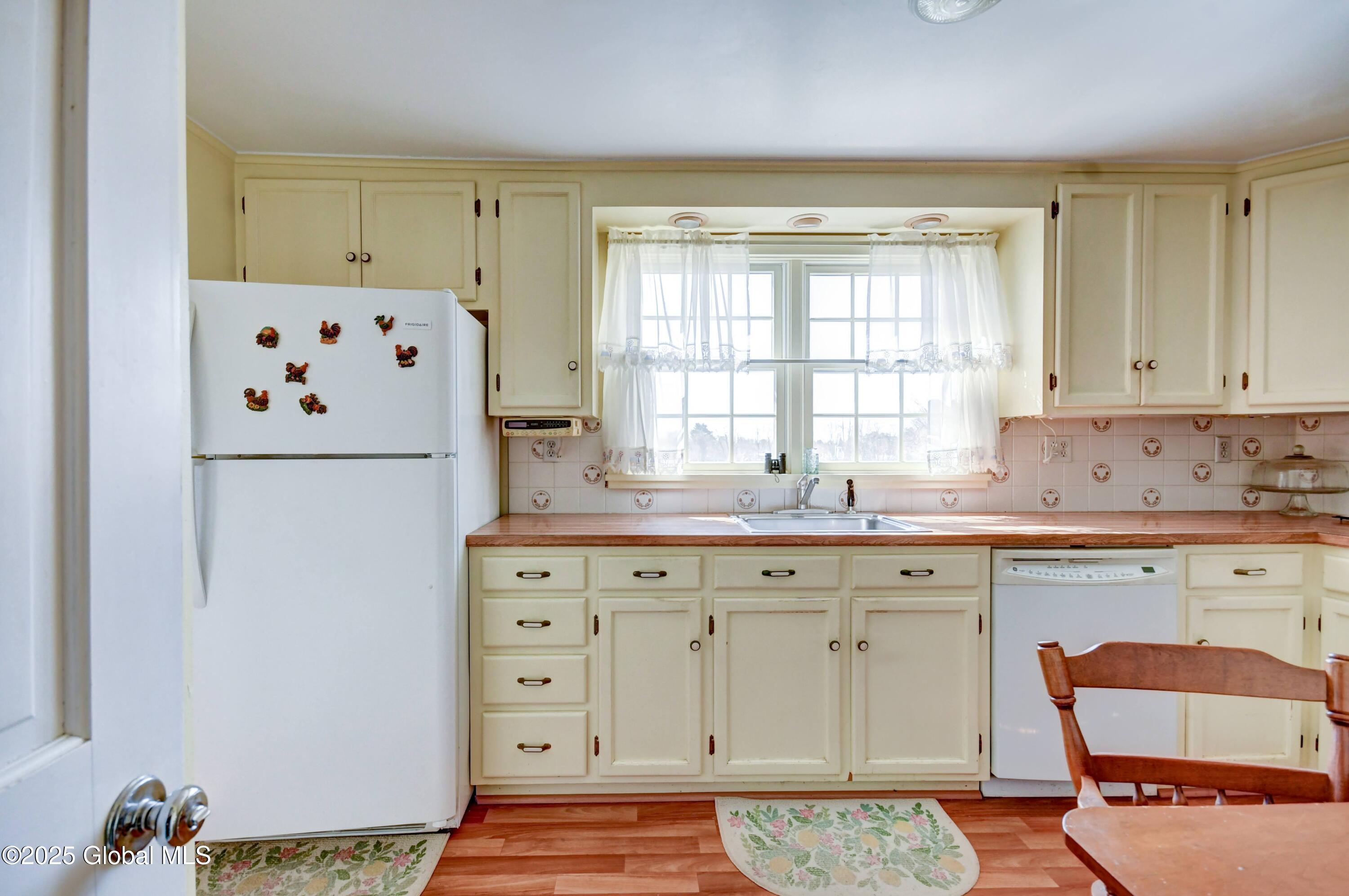 301 N Main Street, Northville, New York image 11