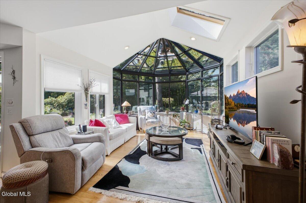 18 Pinion Pine Lane