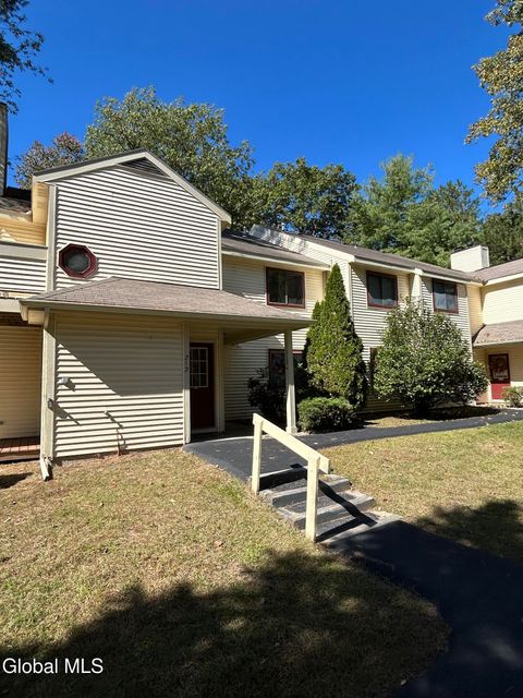 Photo of 212 Yorktown Drive, Halfmoon, NY 12065 (MLS # 202527154)