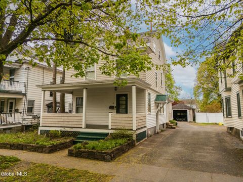 Homes For Sale - 70 W Notre Dame Street<br/> Glens Falls, NY 12801